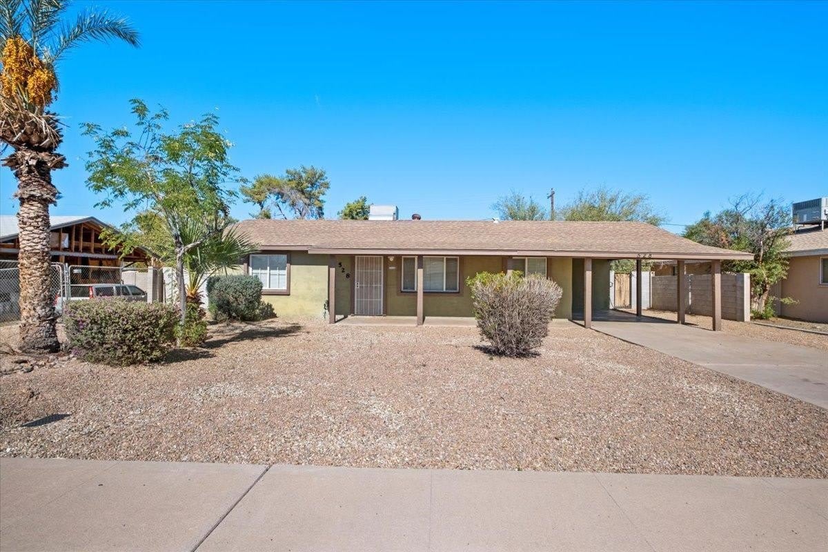 528 W 18TH Street – photo 2
