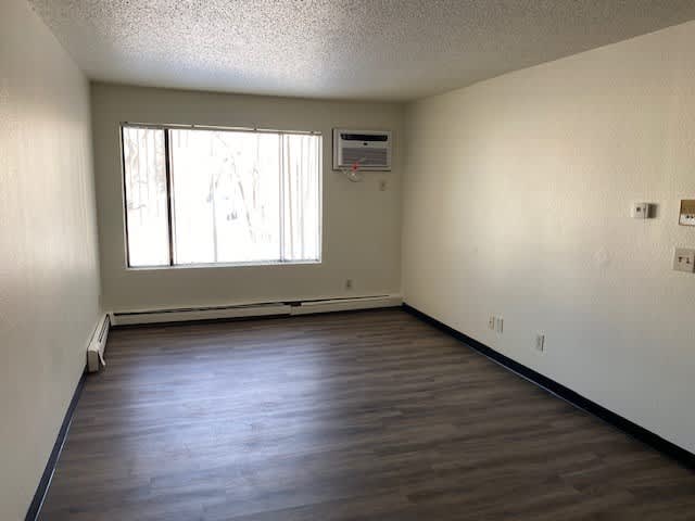 525 13th St S – photo 5