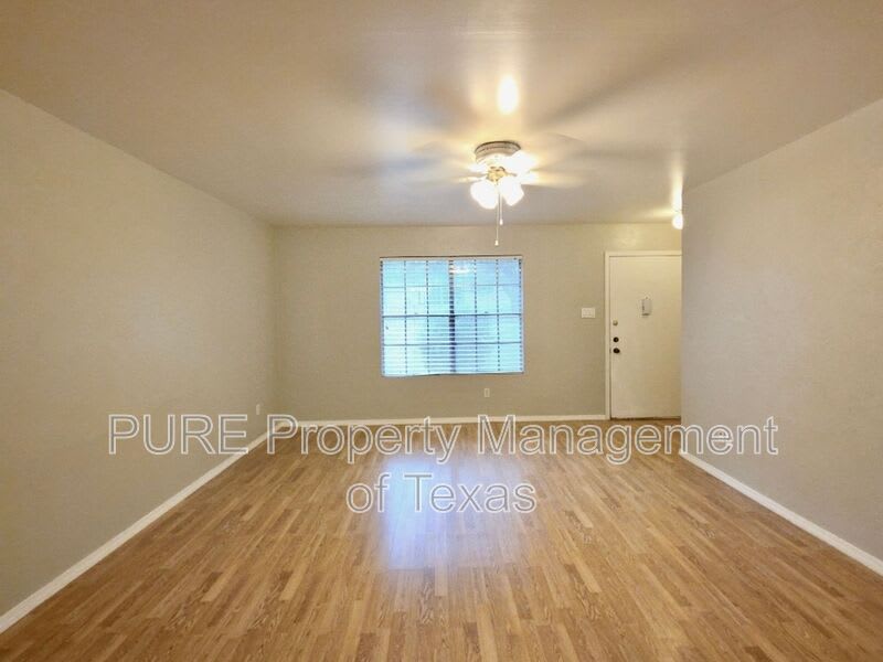 8508 Romney Rd – photo 3