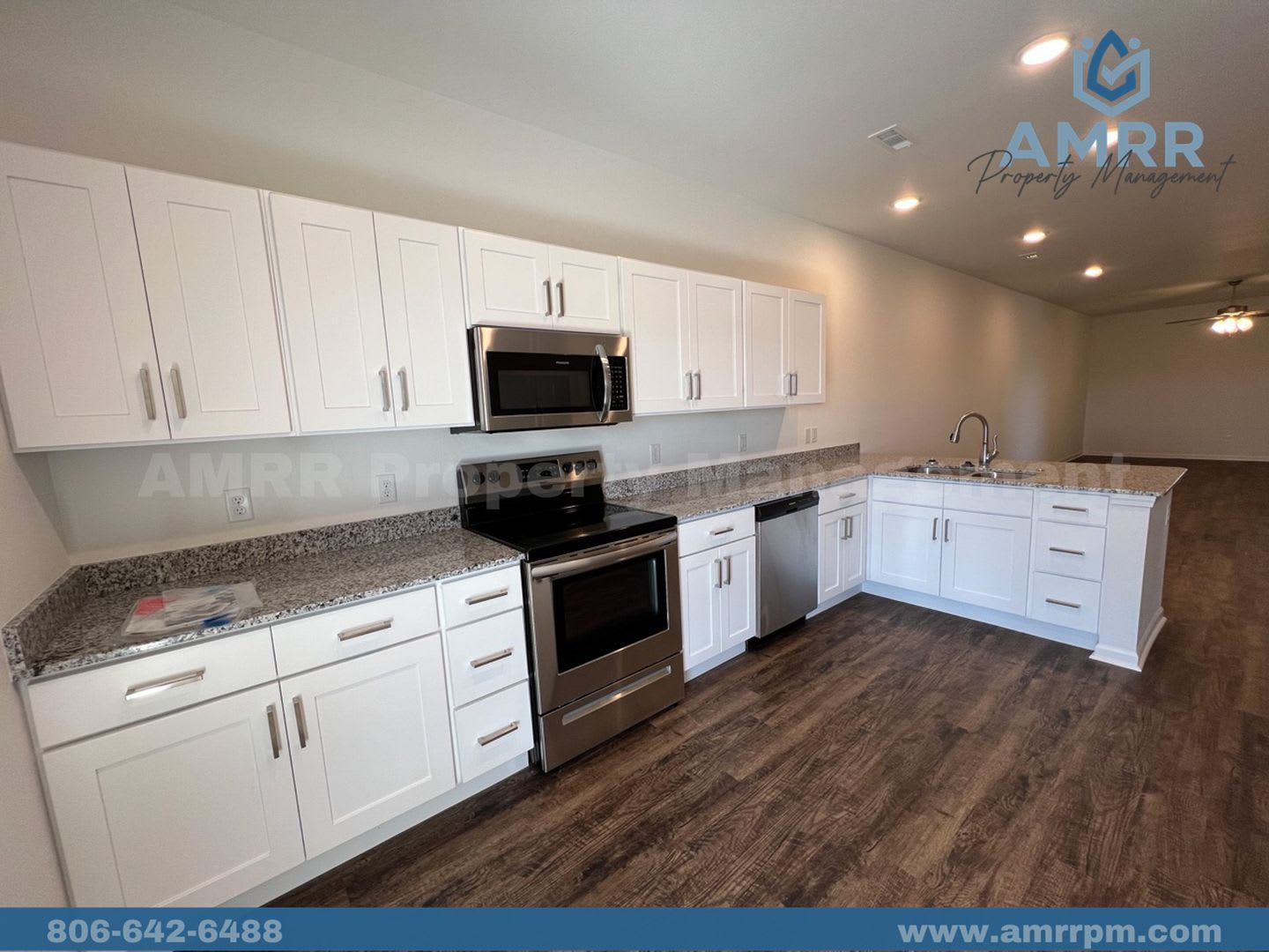 New 3 Bedroom Townhome In Duenweg – photo 3