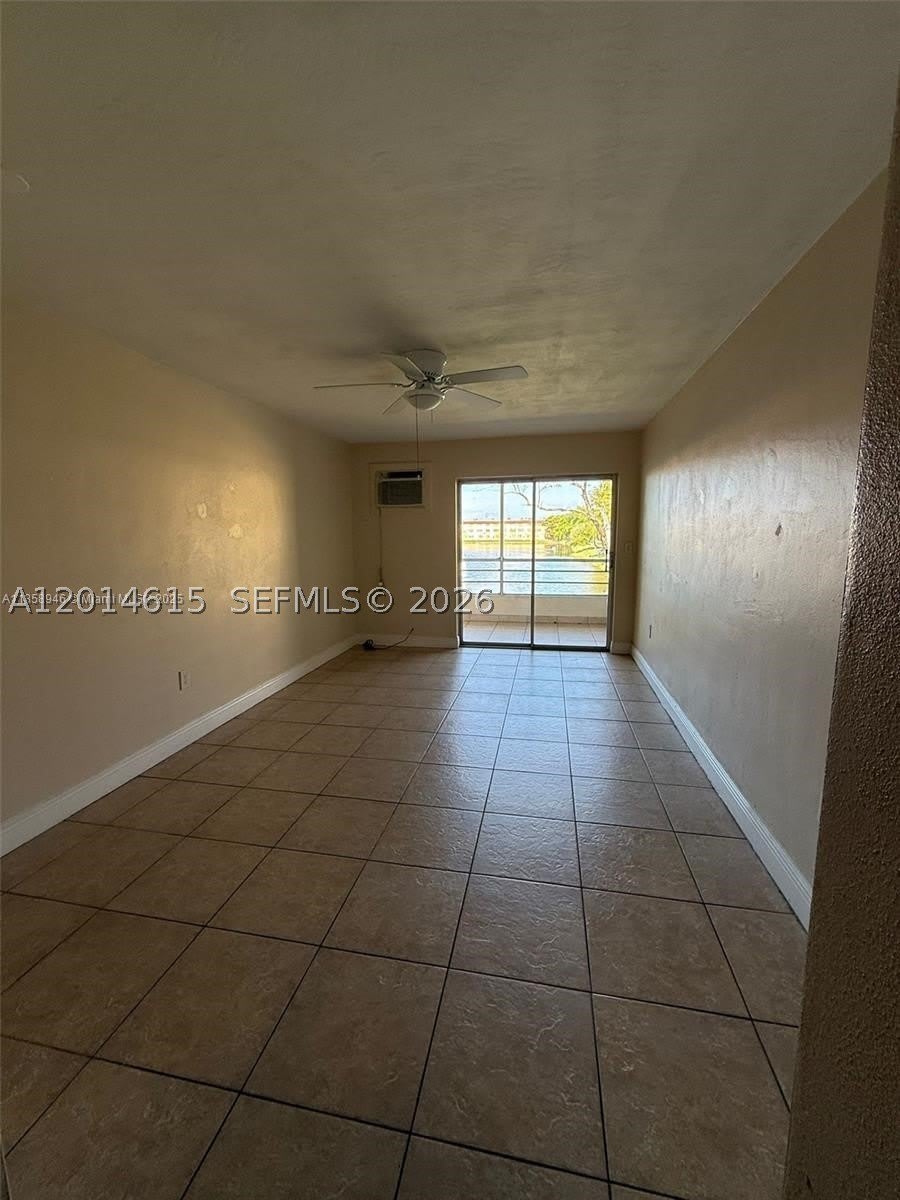 18707 NE 2nd Ave – photo 5