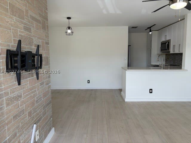 10054 Winding Lake Rd – photo 2