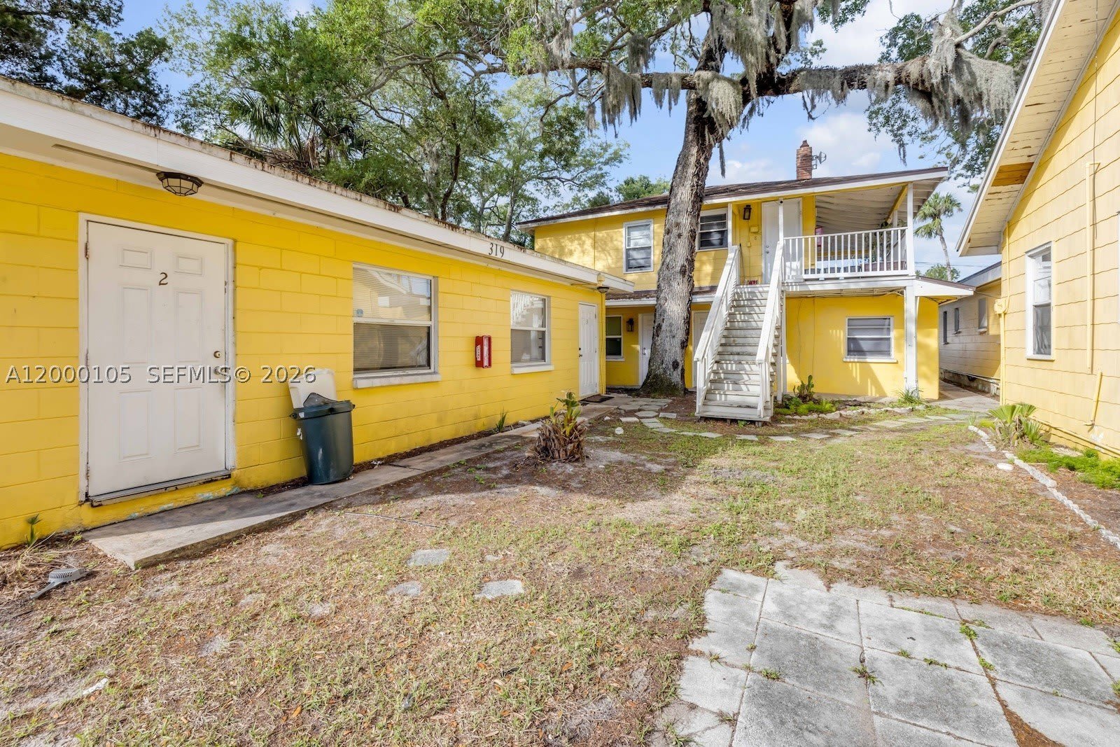 319 Country Club Oval – photo 4