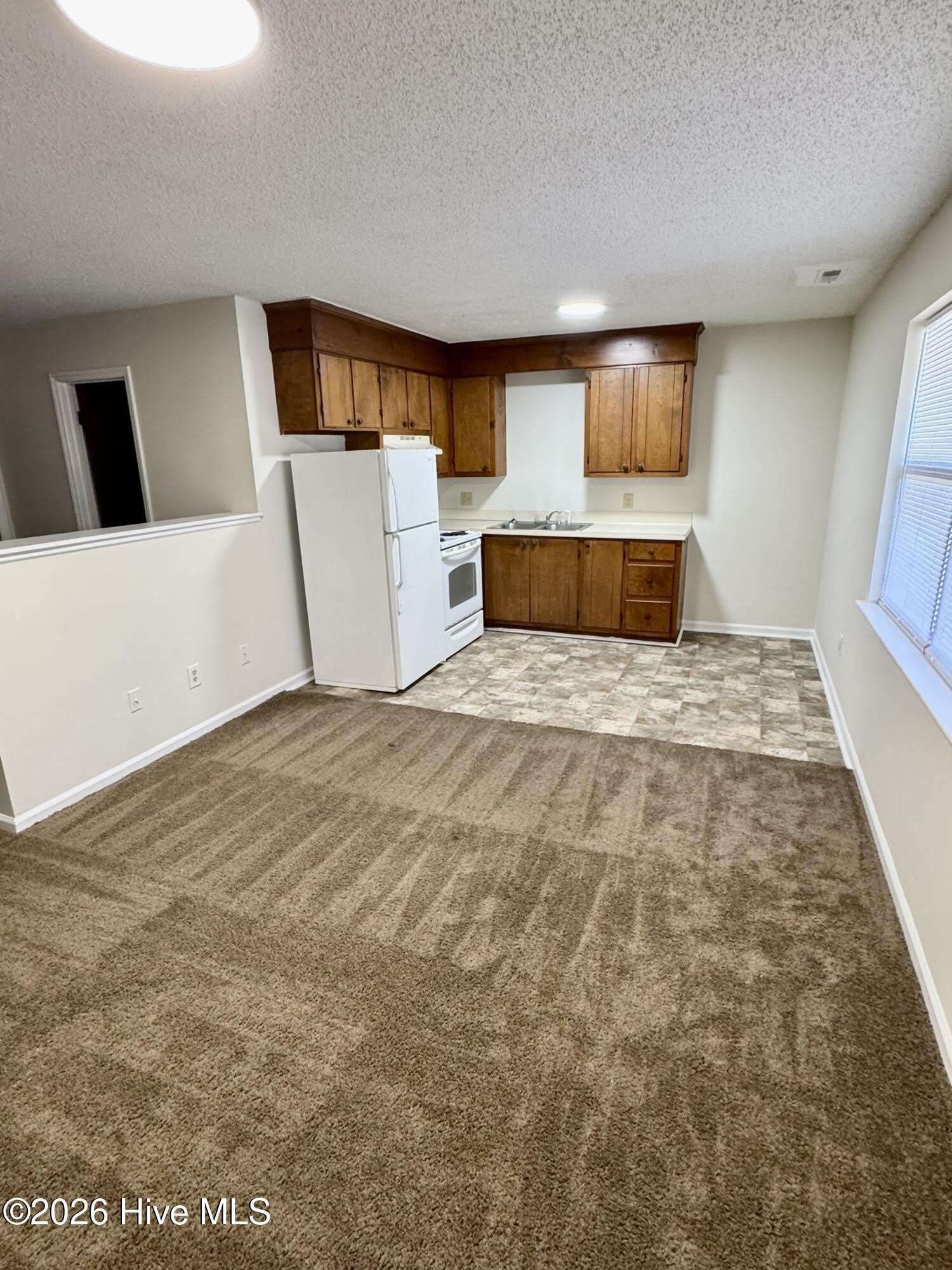 3215 Summer Place – photo 2