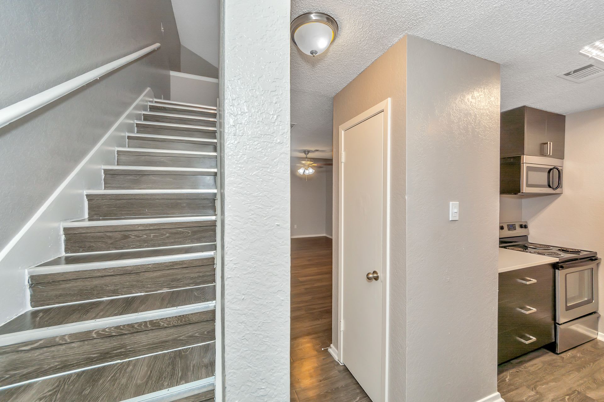 Hulen Park Place Townhomes – photo 3