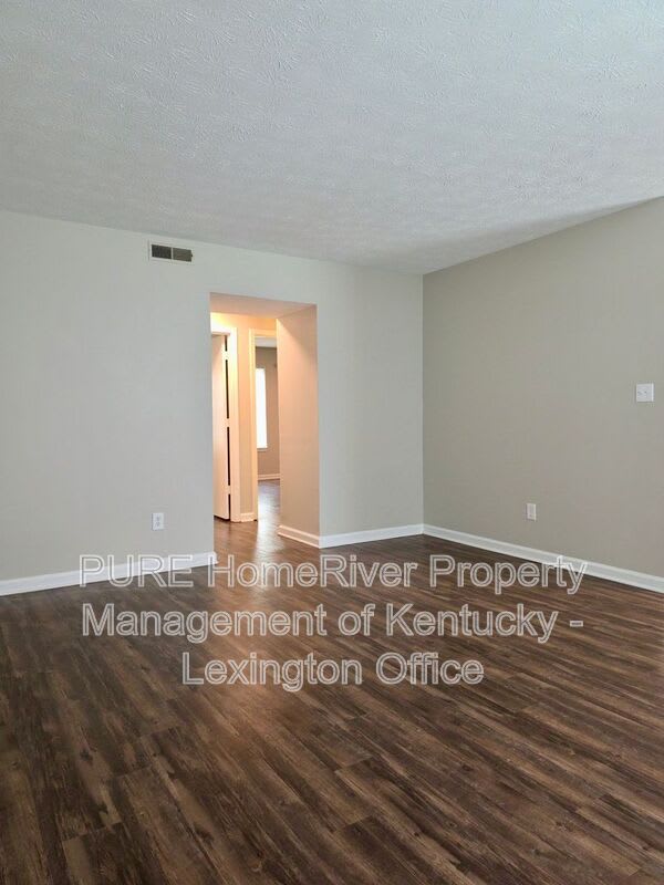 3793 Camelot Drive – photo 3