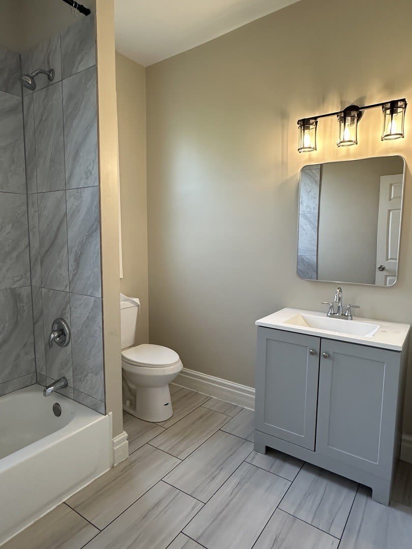 1522 E 71St Place – photo 5