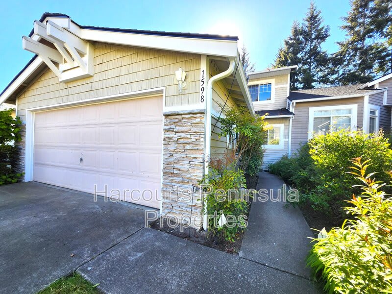 1598 Seasons Ln NW – photo 2