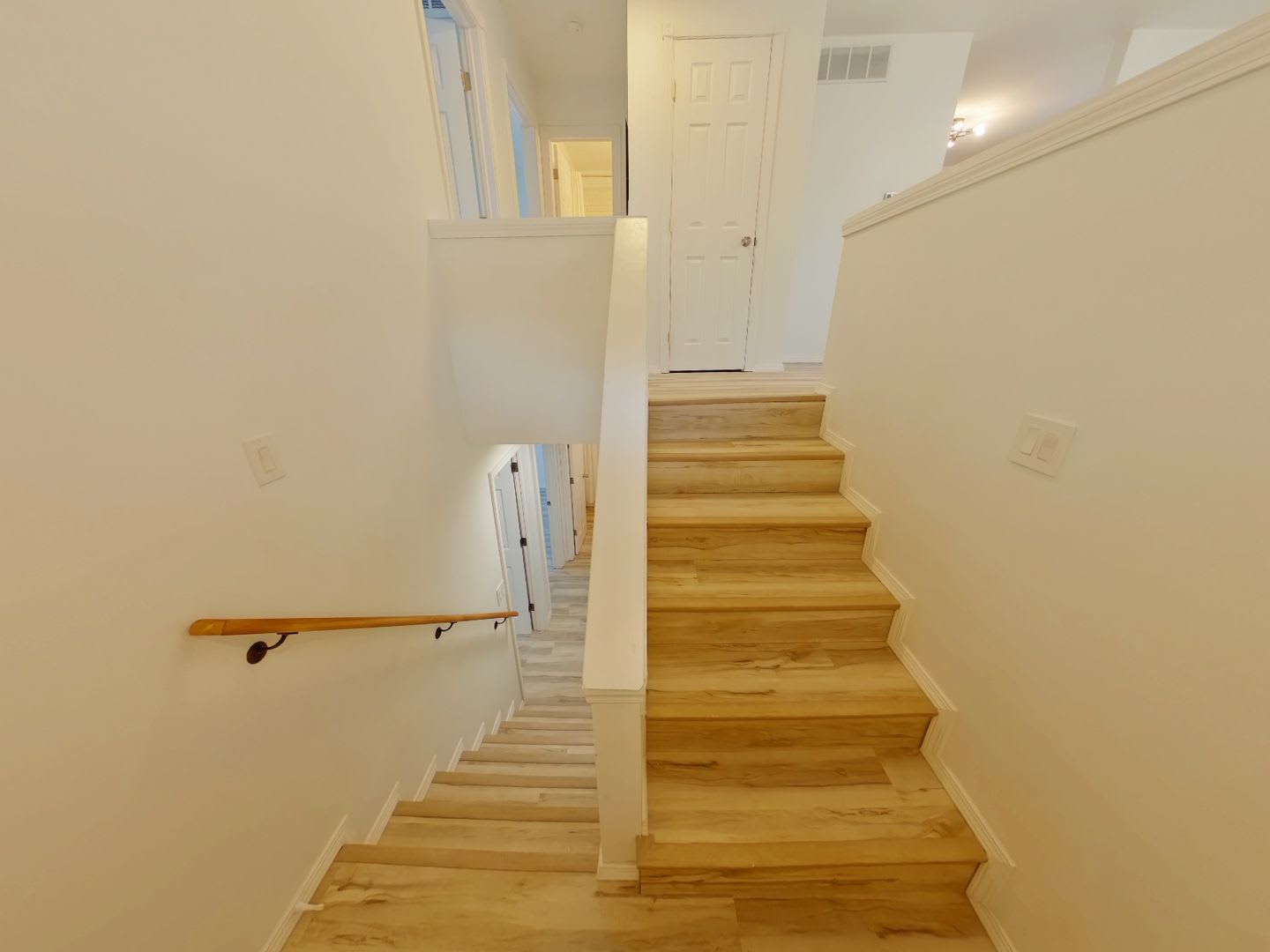 Remodeled 5BR Home on a Half-Acre Lot – photo 2