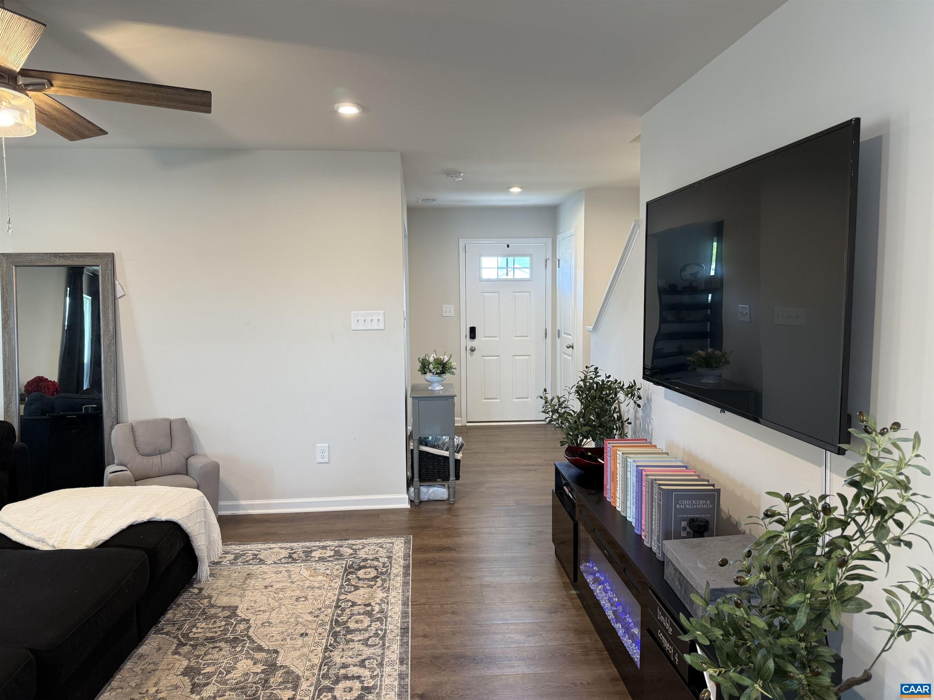109 WALSH LN – photo 5
