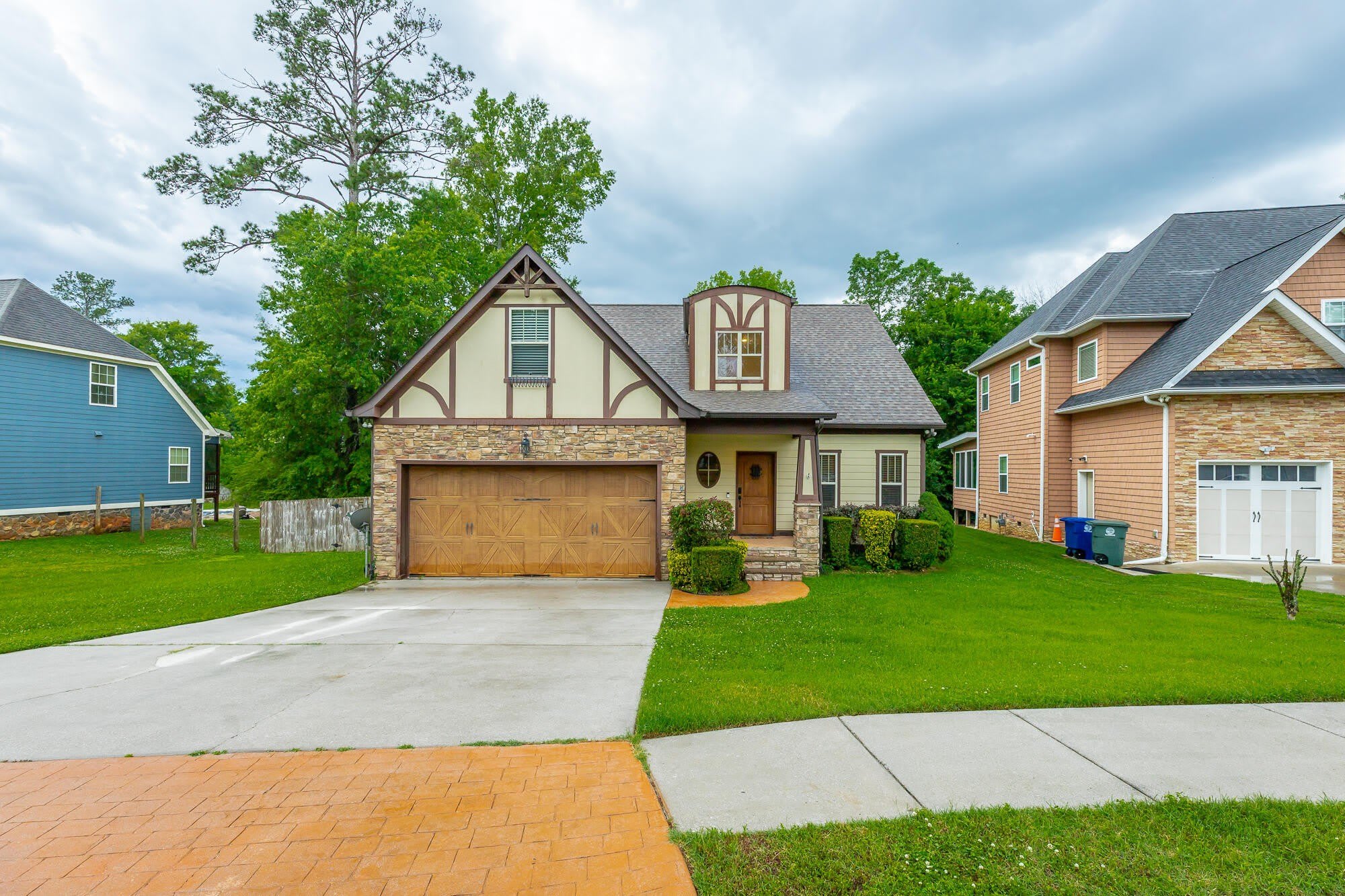 1857 Holly Oak Lane – photo 3