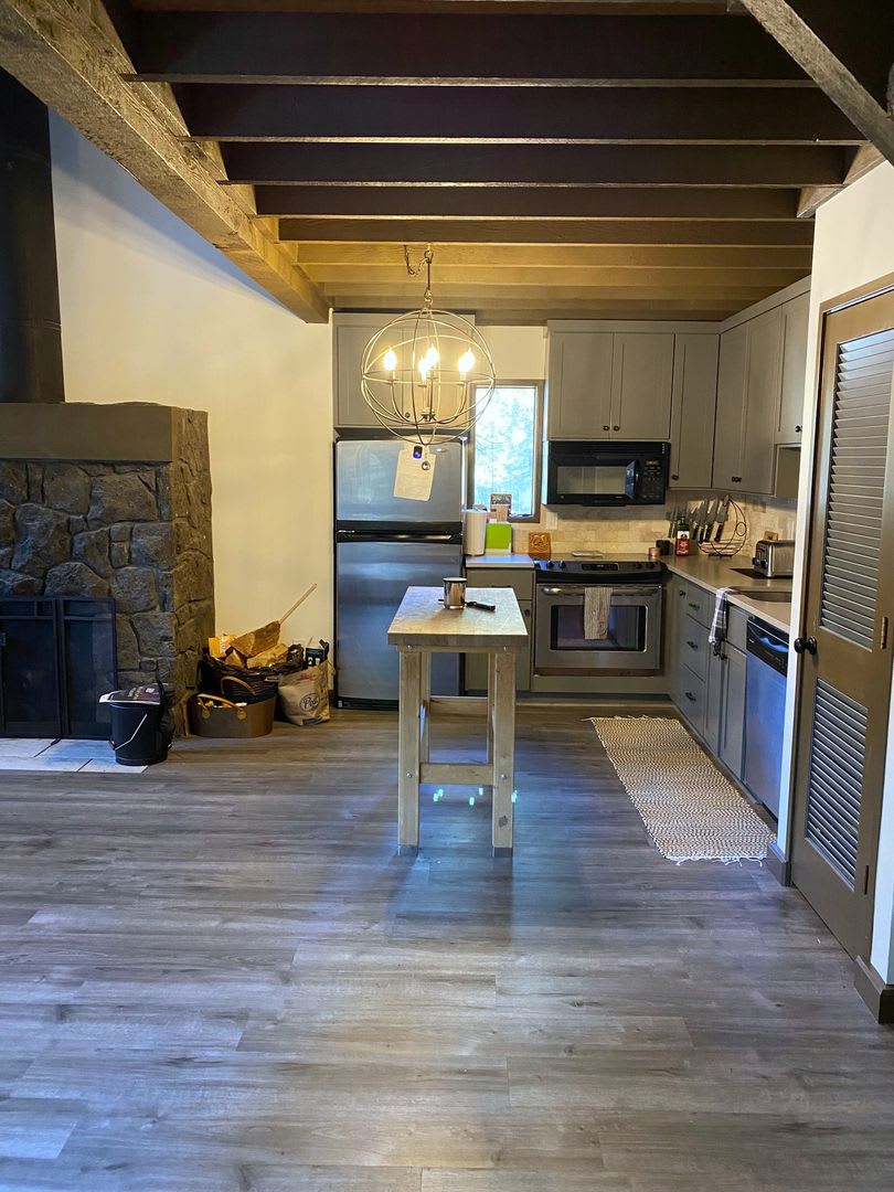 Furnished Cabin in Black Butte Ranch – photo 4