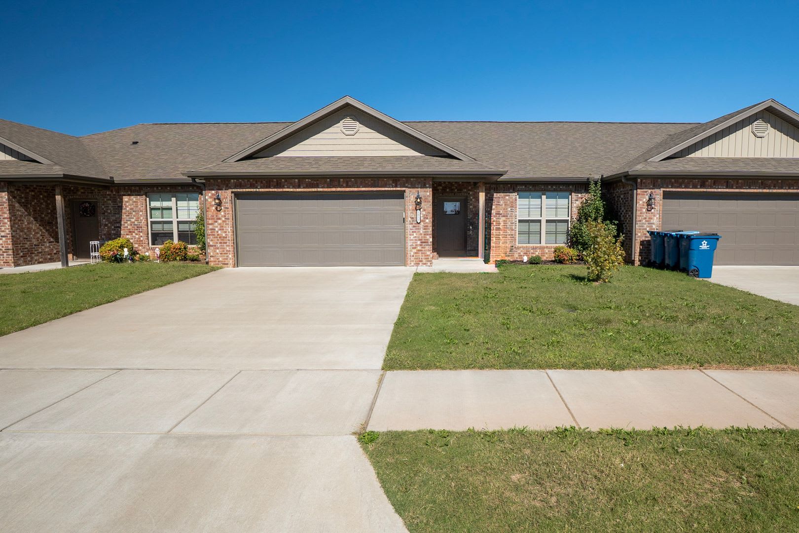3 bed/2 bath Home in Pea Ridge – photo 1