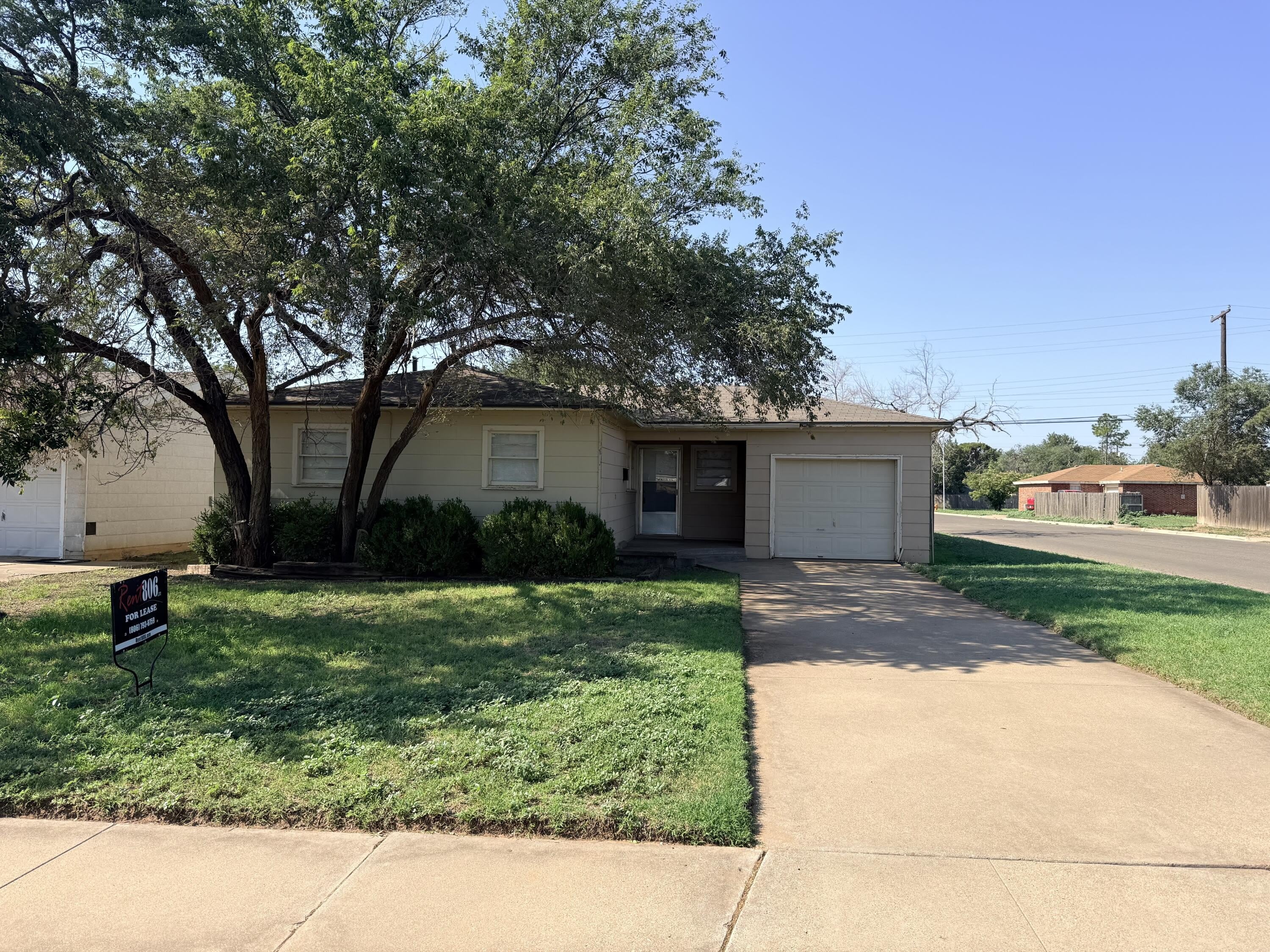 2521 40Th Street – photo 1