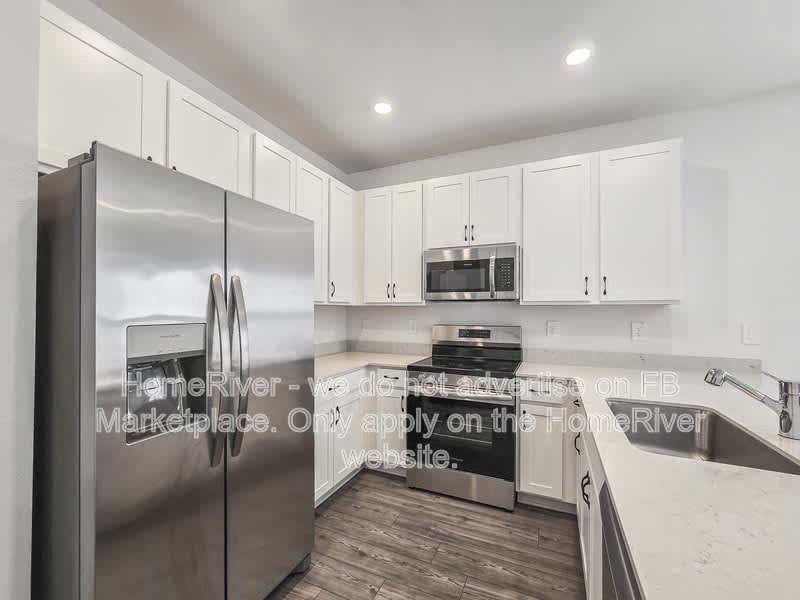4900 SW 81st St – photo 4