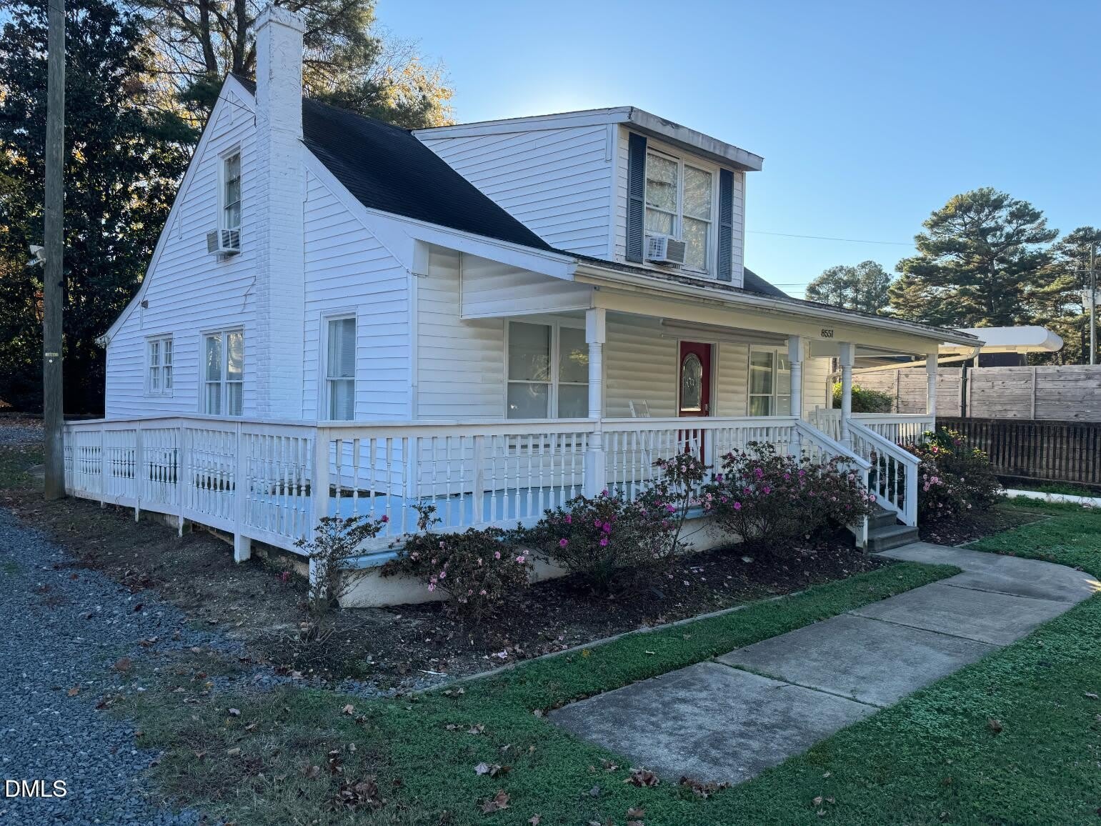 8551 Chapel Hill Road – photo 1