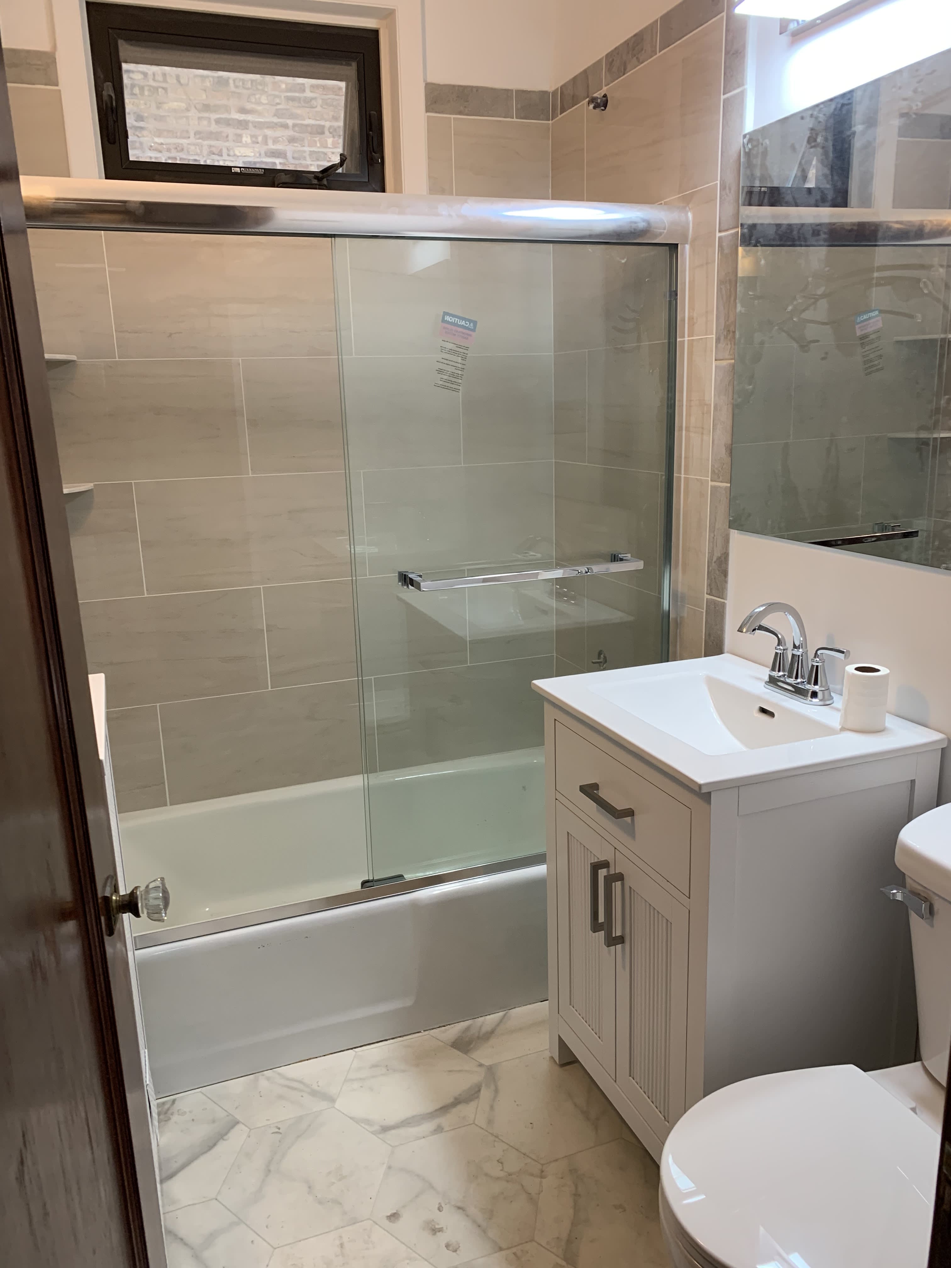5457 South Ingleside Avenue – photo 2