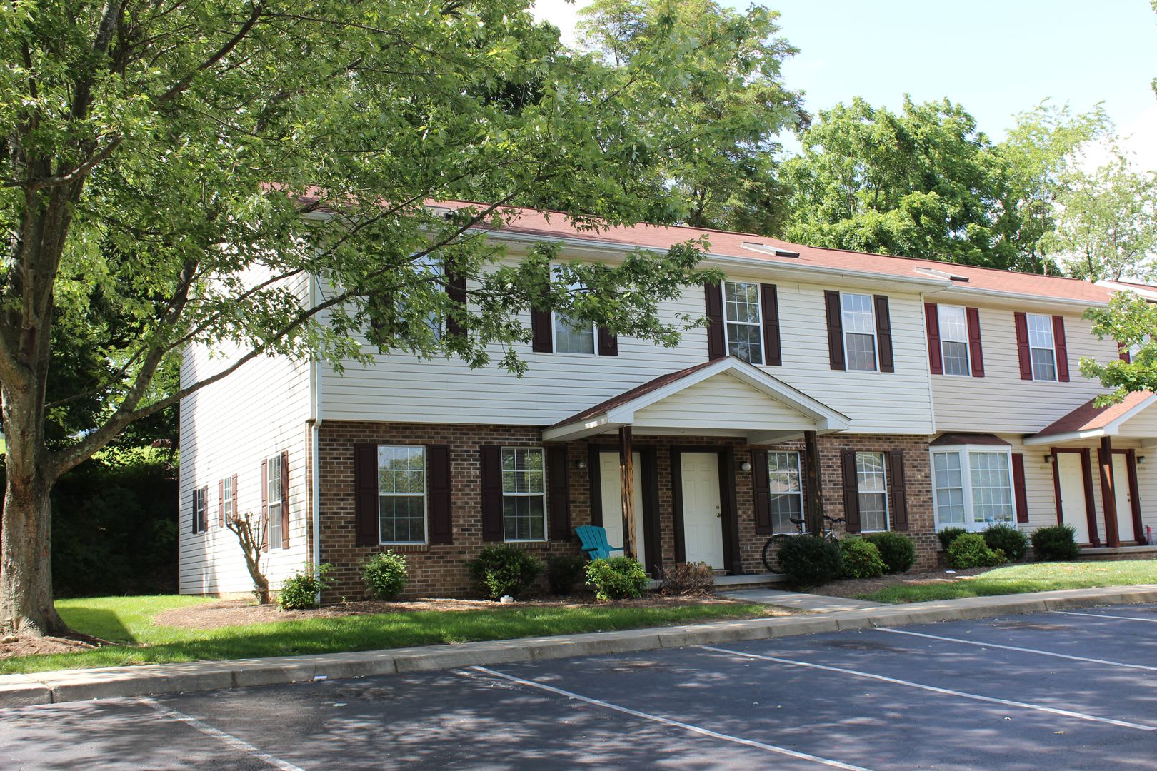 4 Bedroom 2 Bath House – photo 3