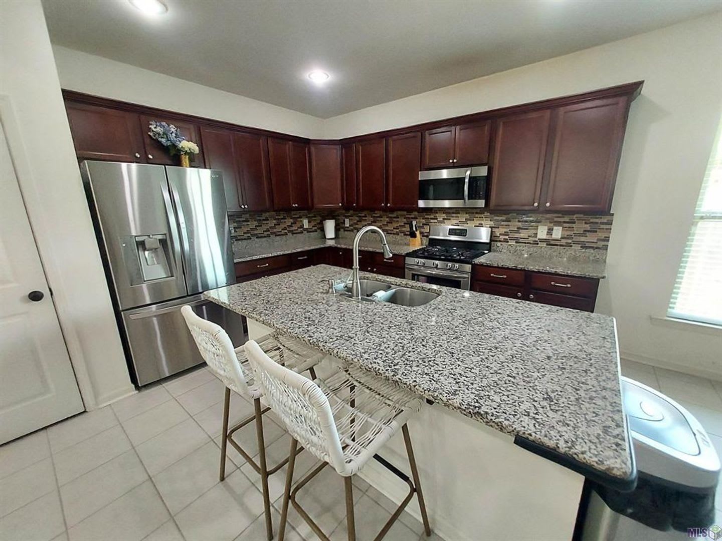 18328 Crows Nest Drive – photo 2