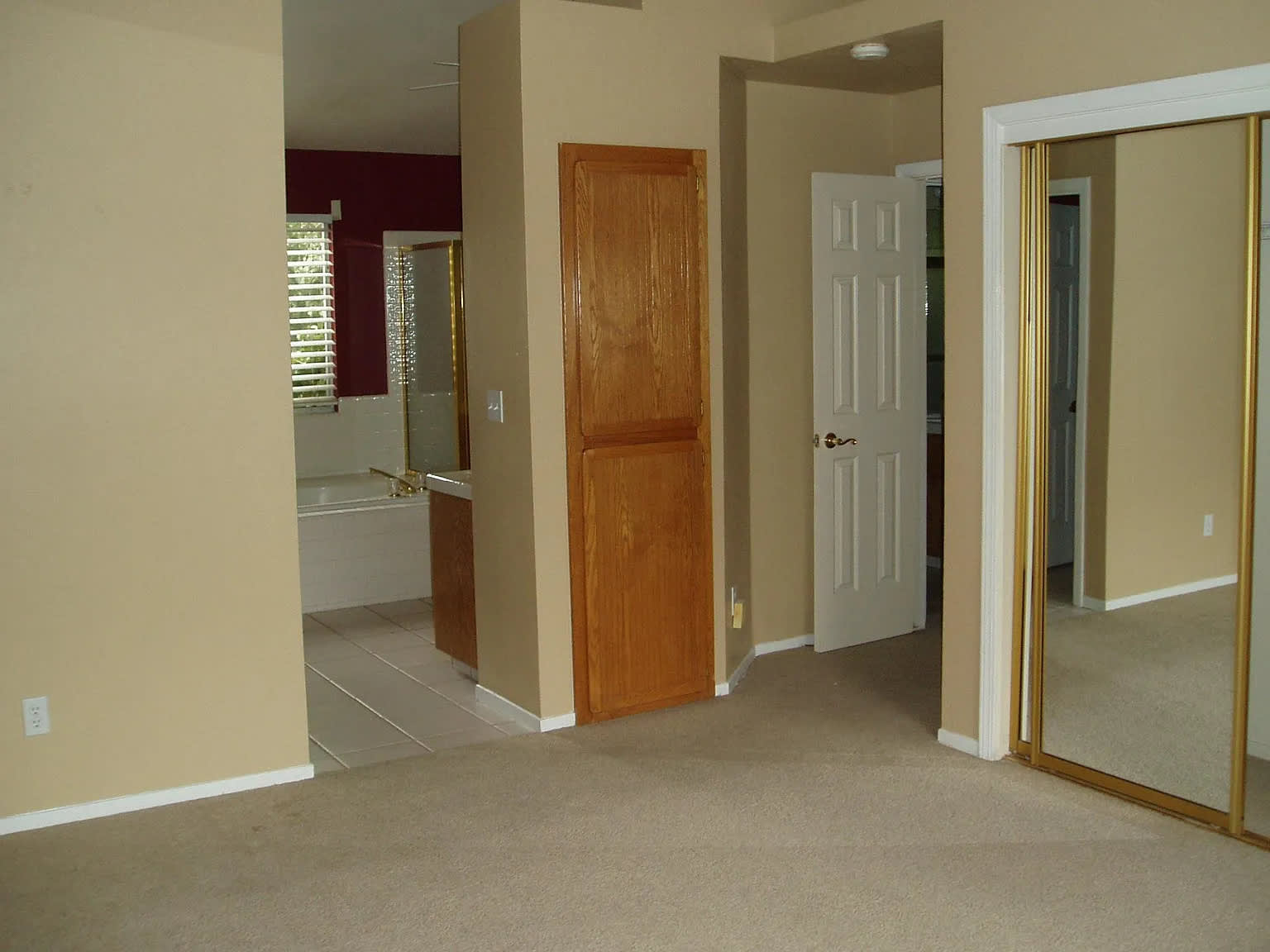 1763 E. Goshen Avenue – photo 2