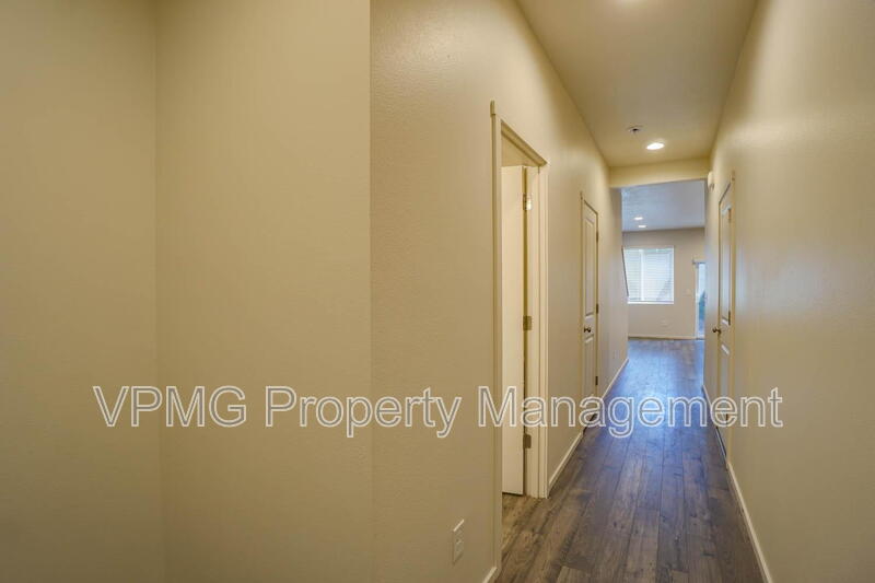 2105 Northeast 118th Place – photo 4