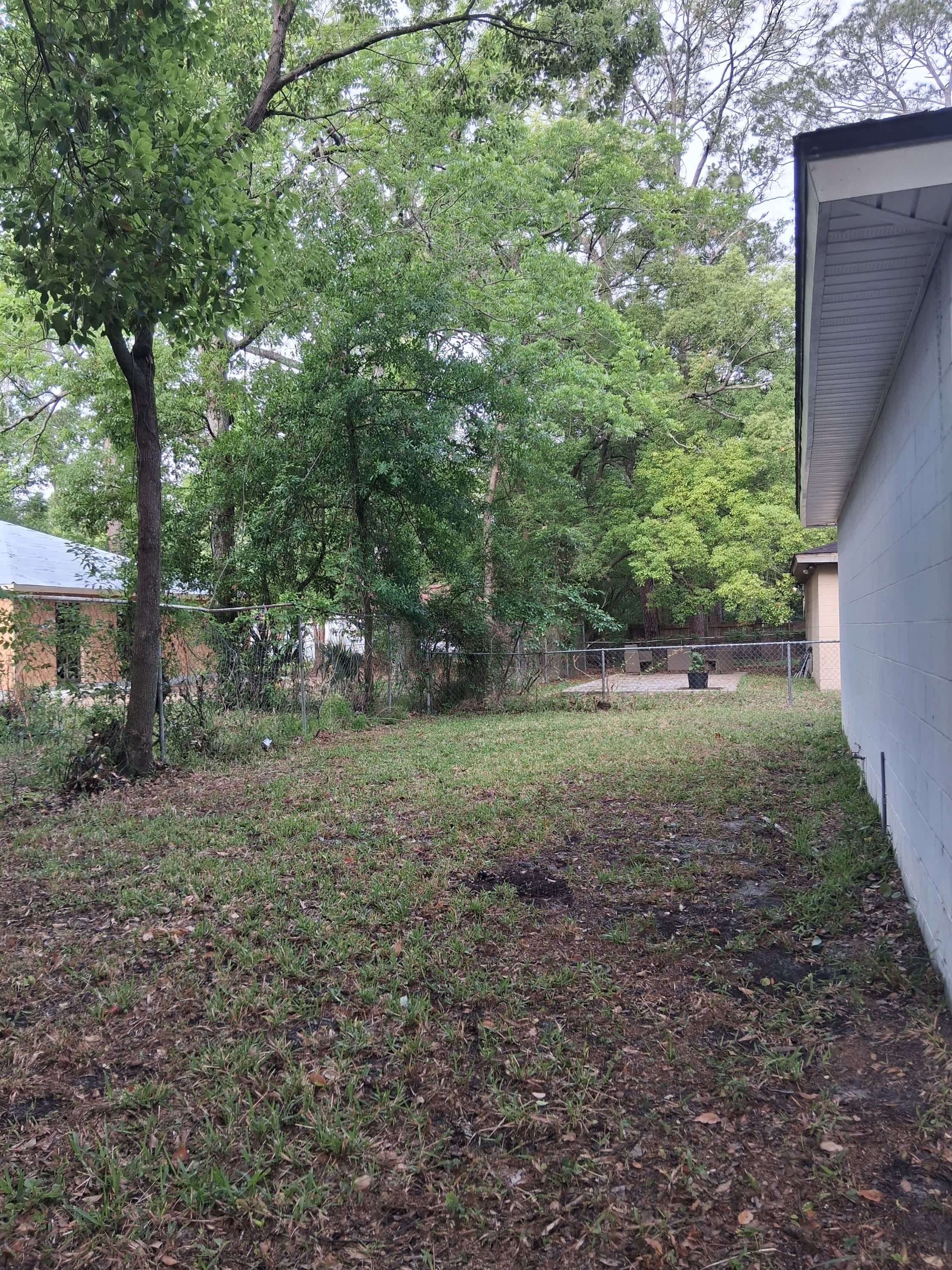 1744 West 28th Street – photo 4