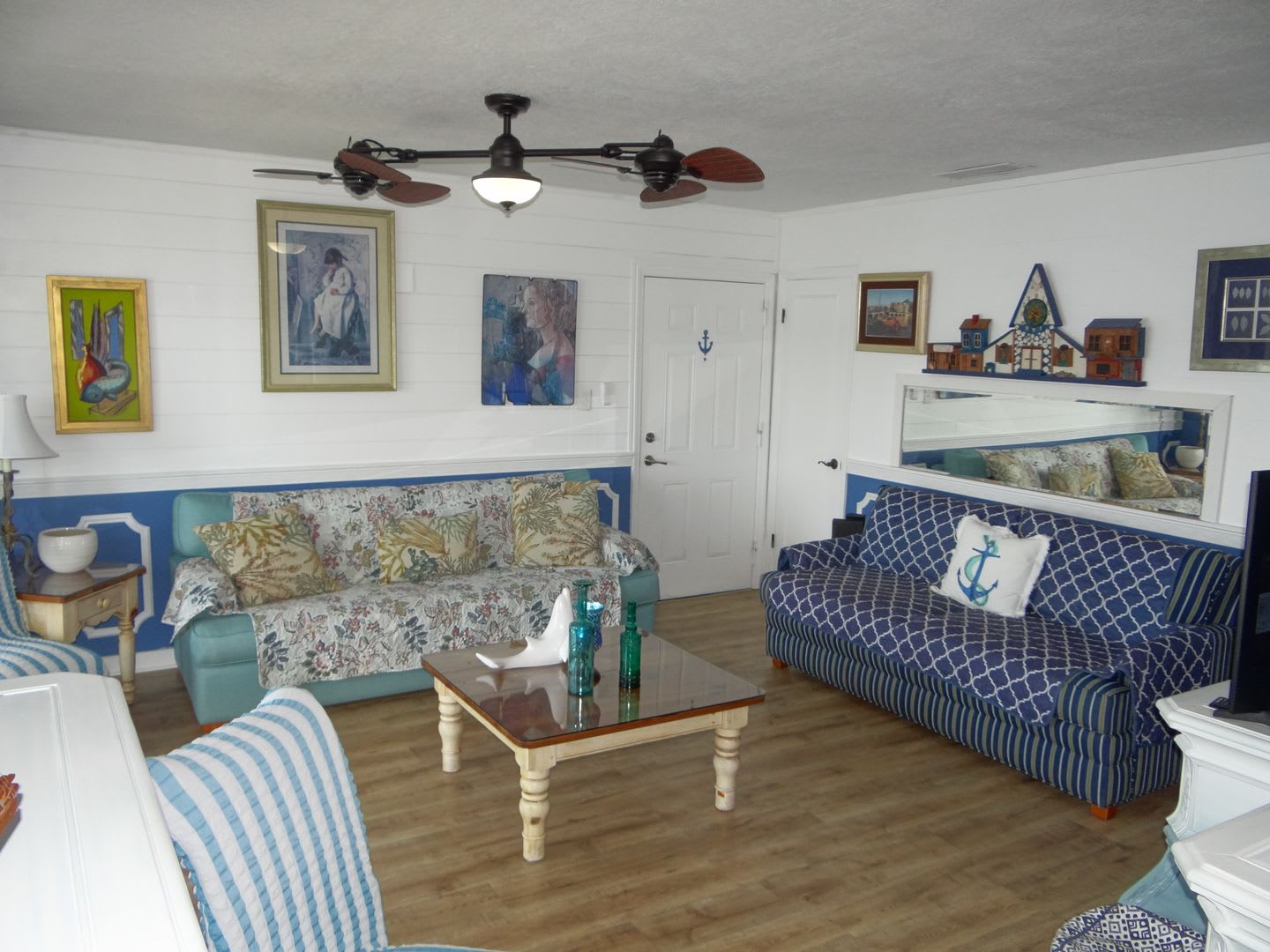 2/1 condo with waterfront view – photo 5
