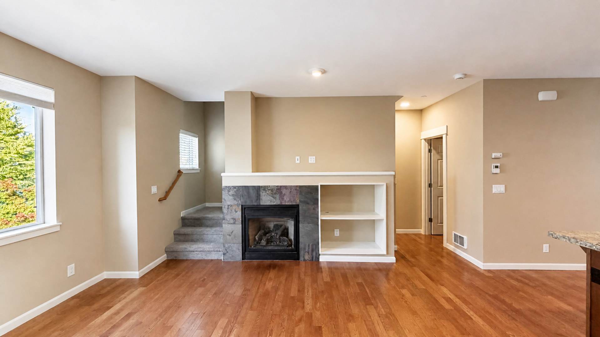 Beautiful three-bedroom townhome in Issaquah West Highlands Park – photo 3