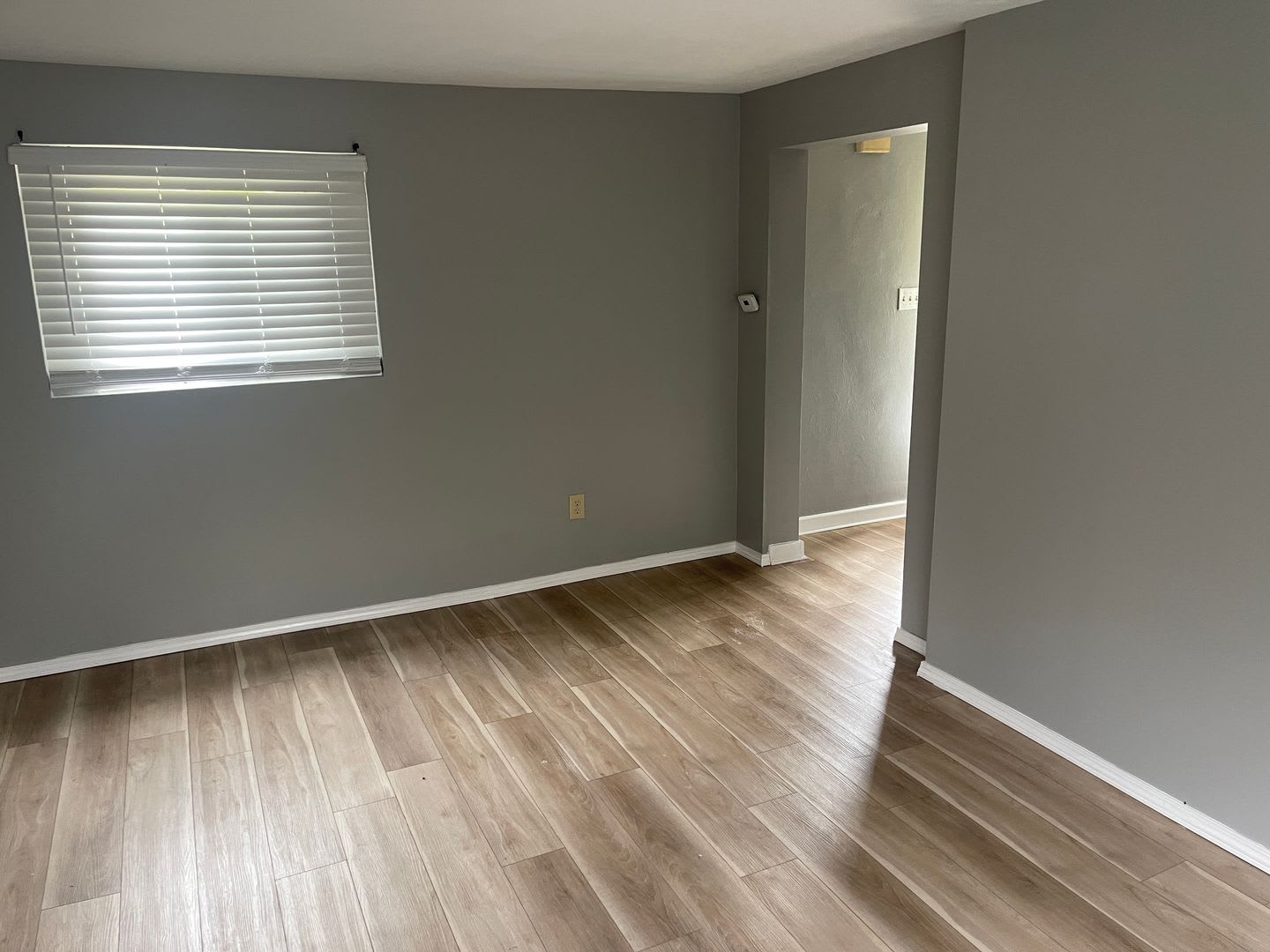 Updated 2 bedroom 2 bath House for rent – photo 5