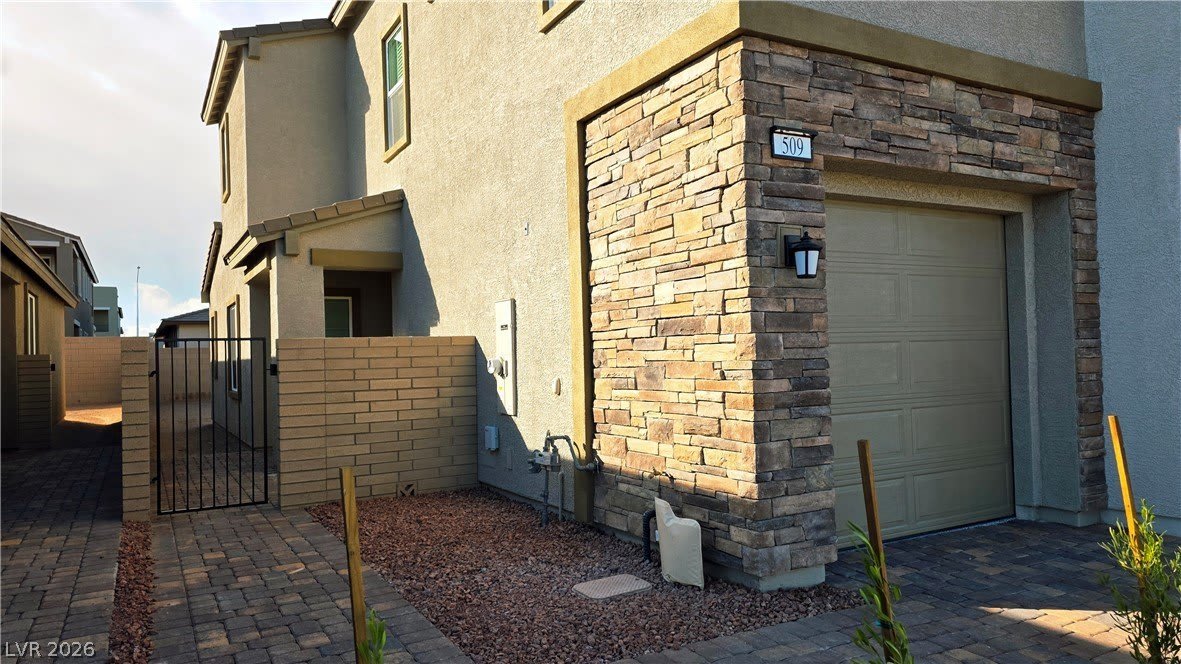 509 Arthur Pointe Street – photo 2