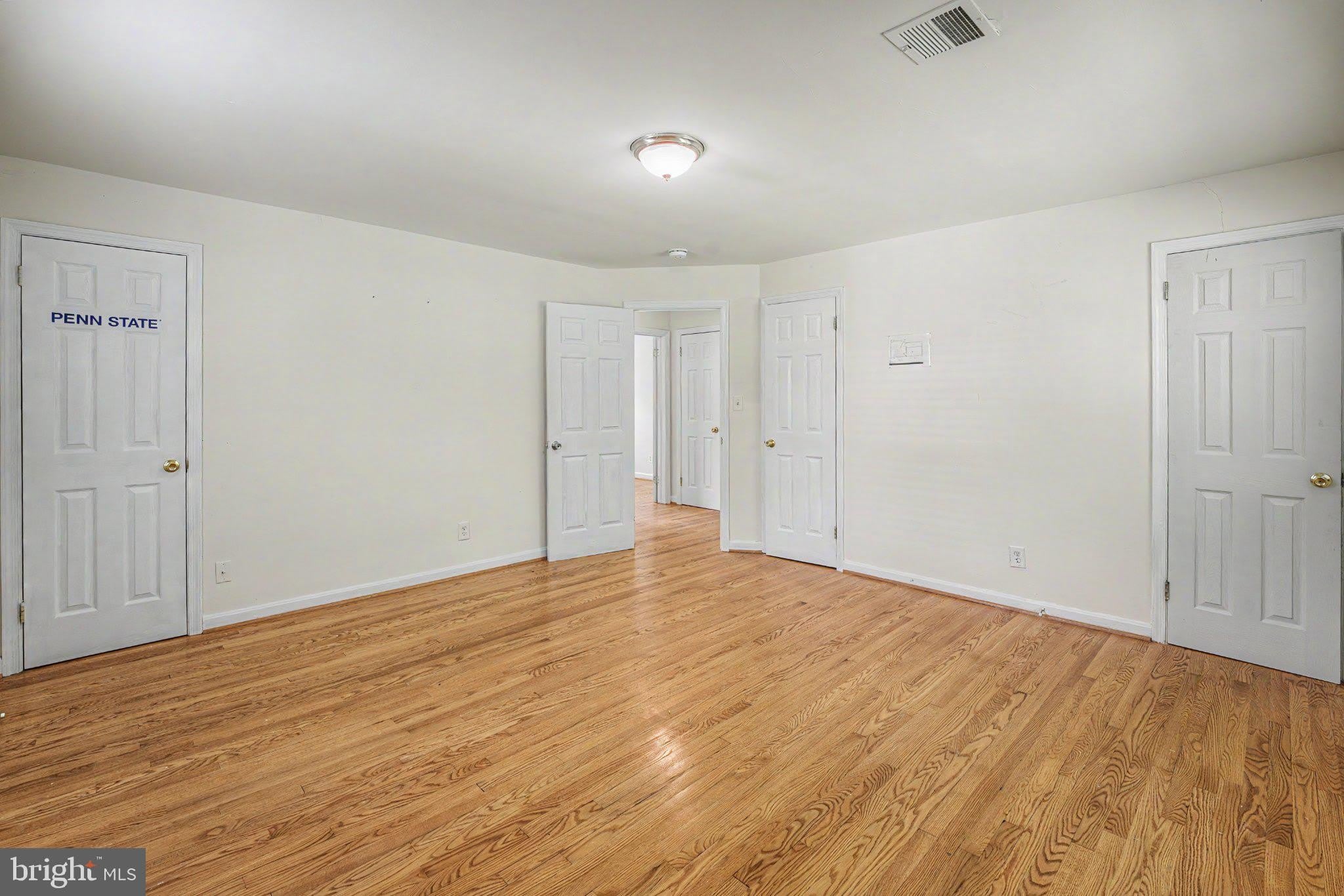 10708 NORMAN Avenue – photo 4