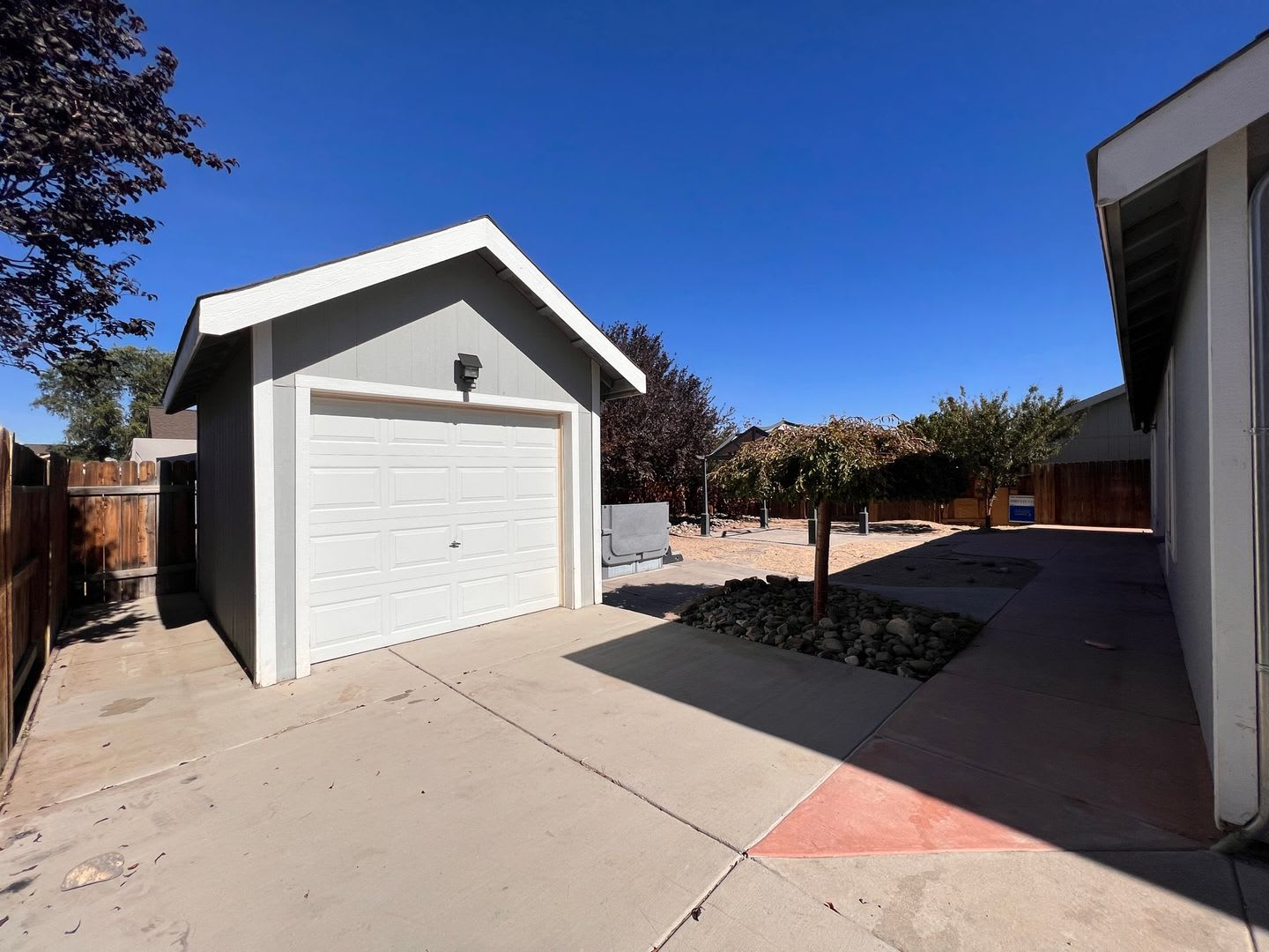 2 bedroom 2 bath Fernley Home – photo 3