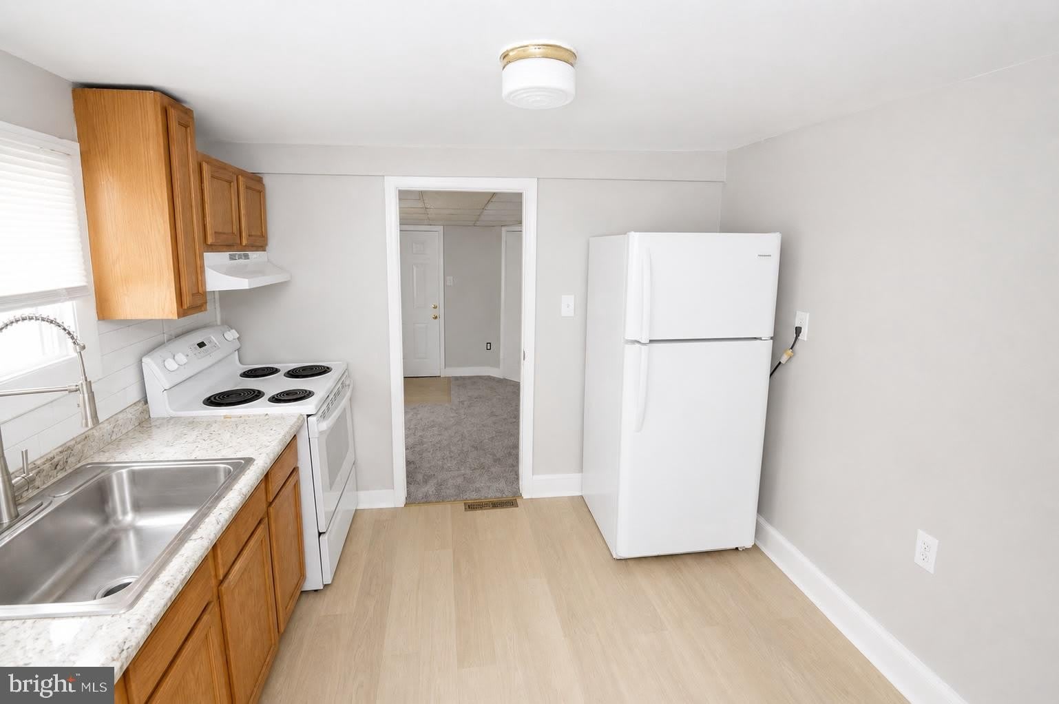 1209 HIGH Street – photo 4
