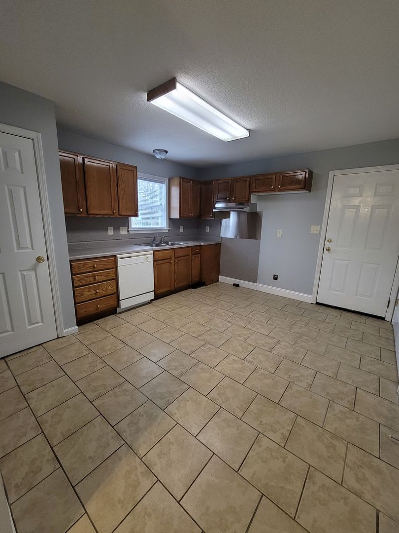 3 Br In High Point – photo 3