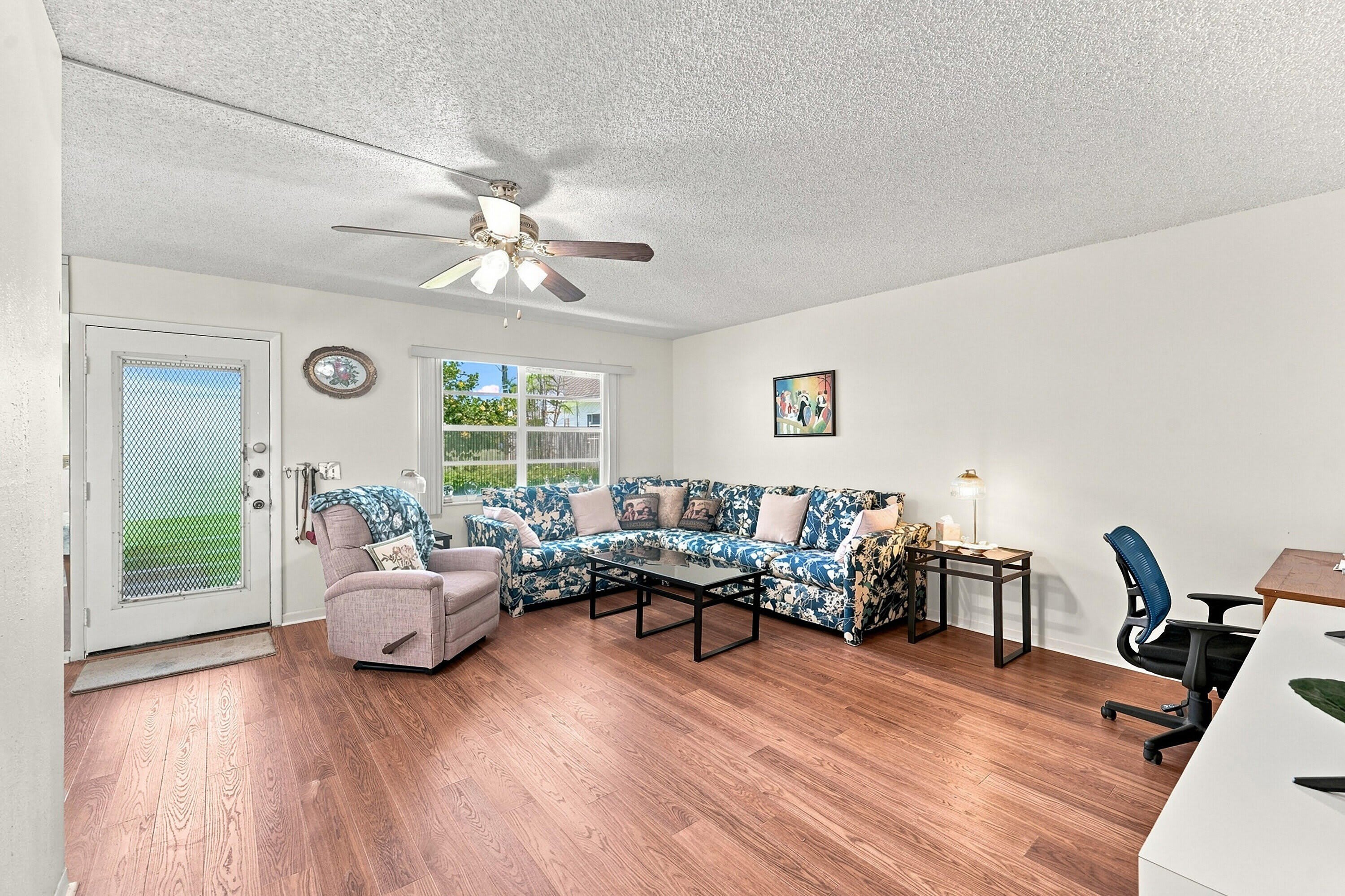 246 NORMANDY Lane – photo 3