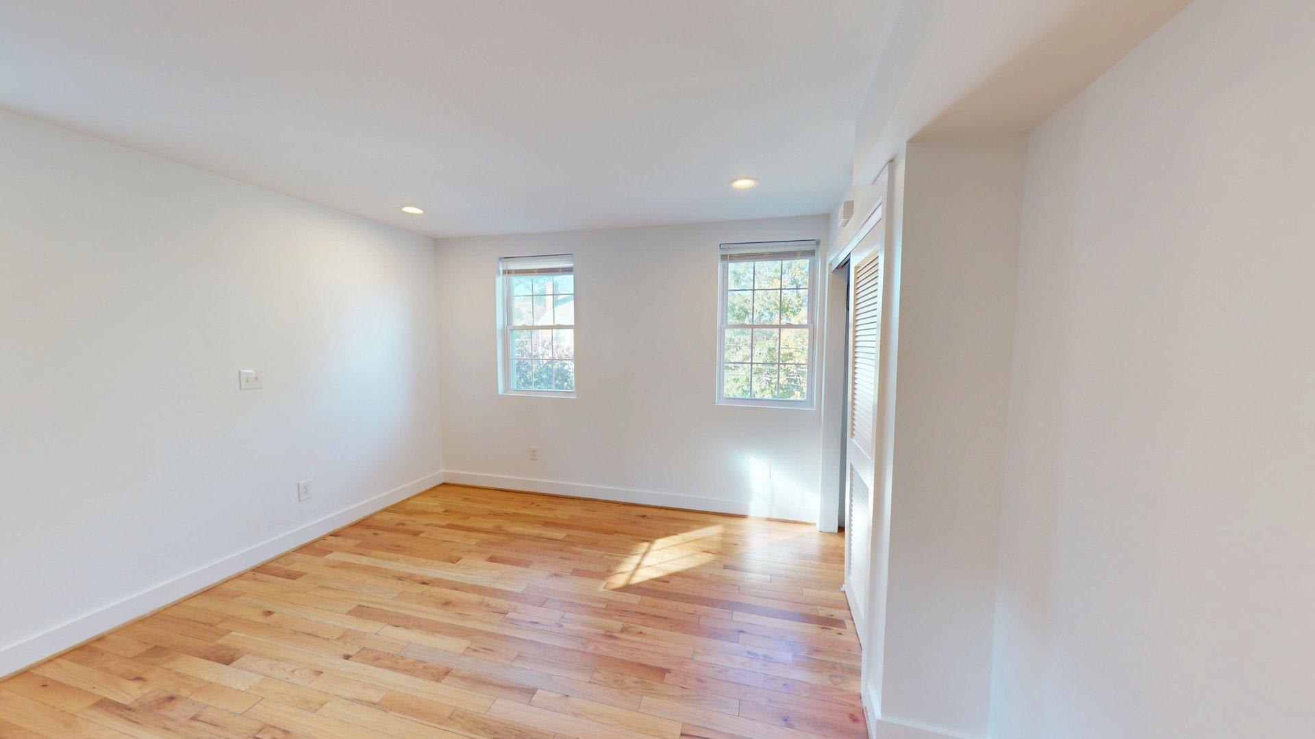 4255 Eads St Ne – photo 2