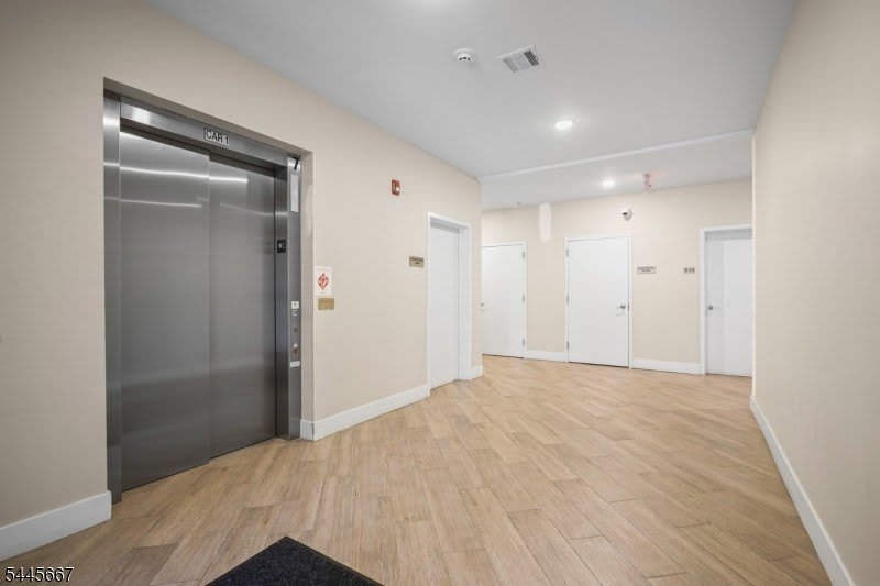 723 Lorhan Dr – photo 4