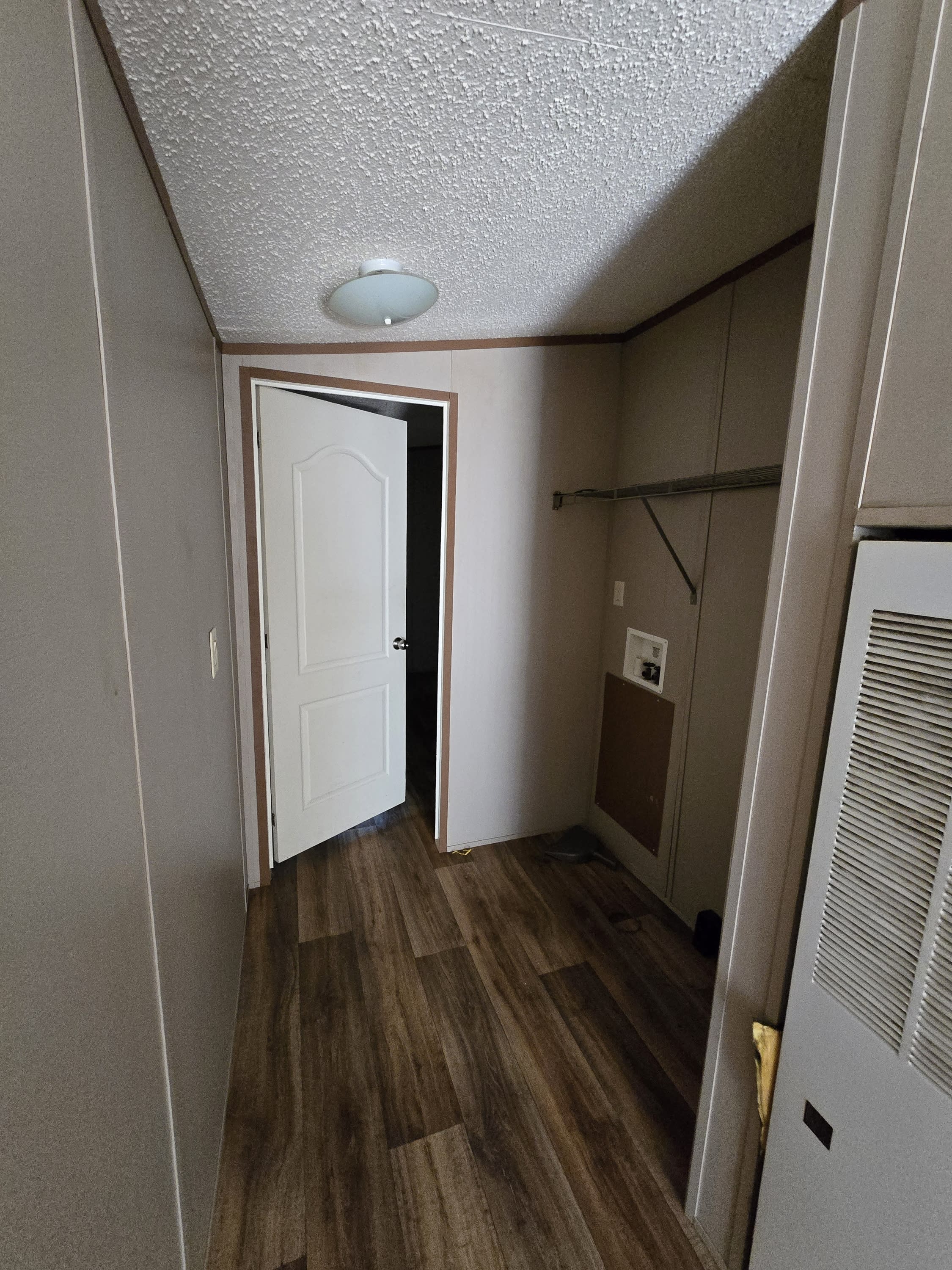 711 Stiff Fokes Street – photo 4
