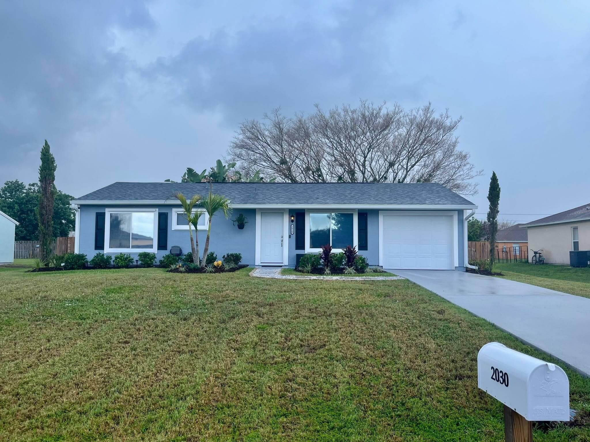 2030 Se Watercrest Street – photo 2
