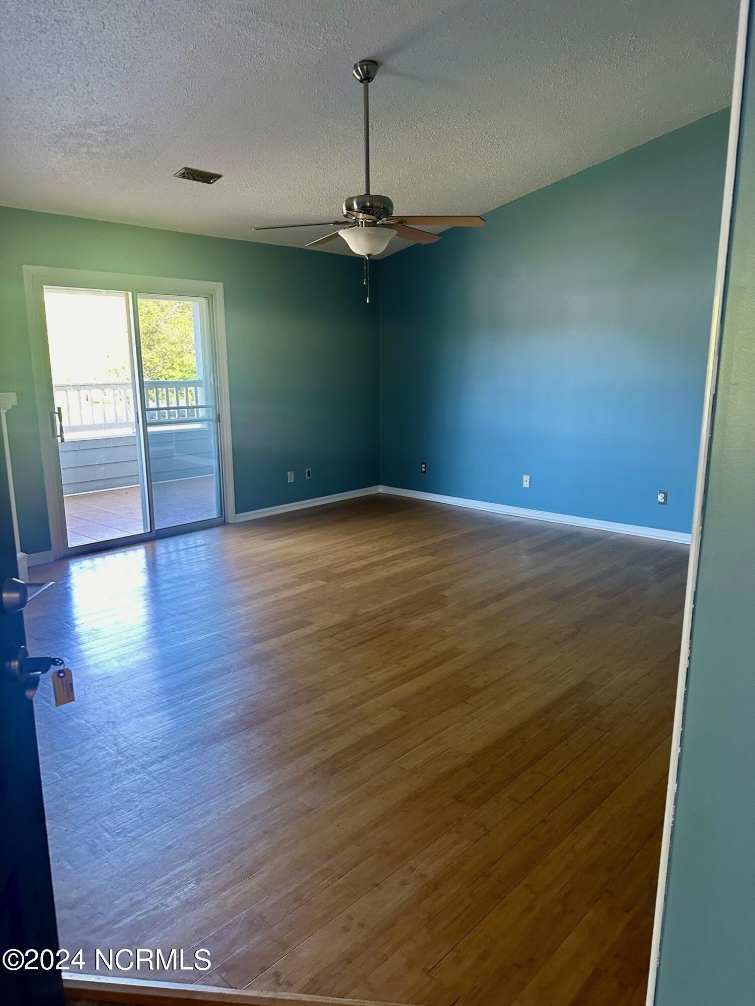 101 Breezewood Drive – photo 2
