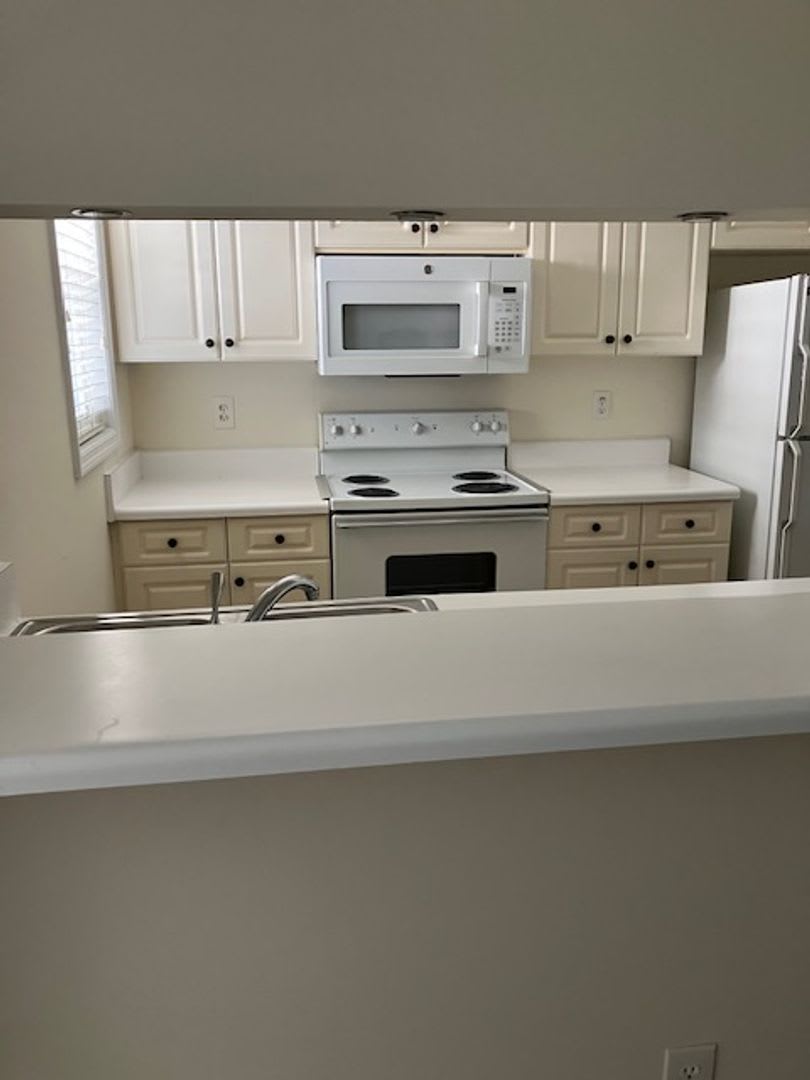 715-L – photo 4