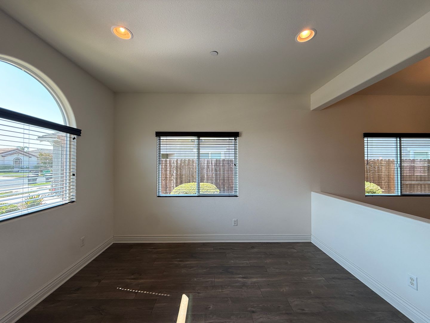Beautiful Legacy at La Ventana Single Story Home near the 101 Frwy/Marian Hospital – photo 5