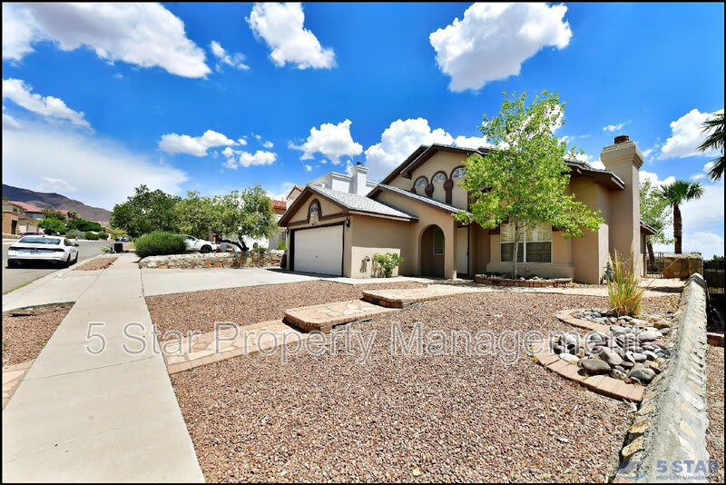 6372 Franklin Ridge Dr!! – photo 1