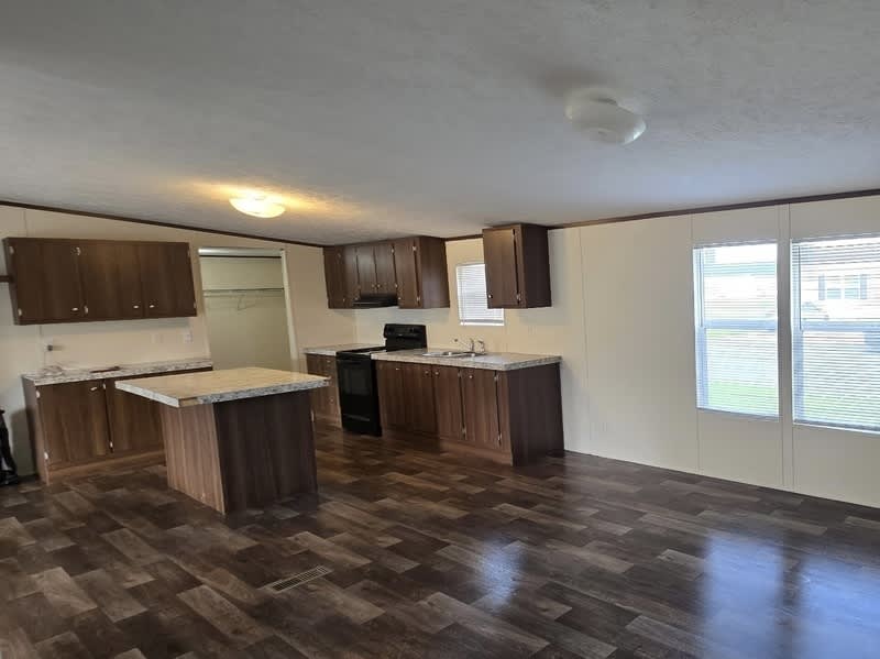 254 Banyan Ave. – photo 2