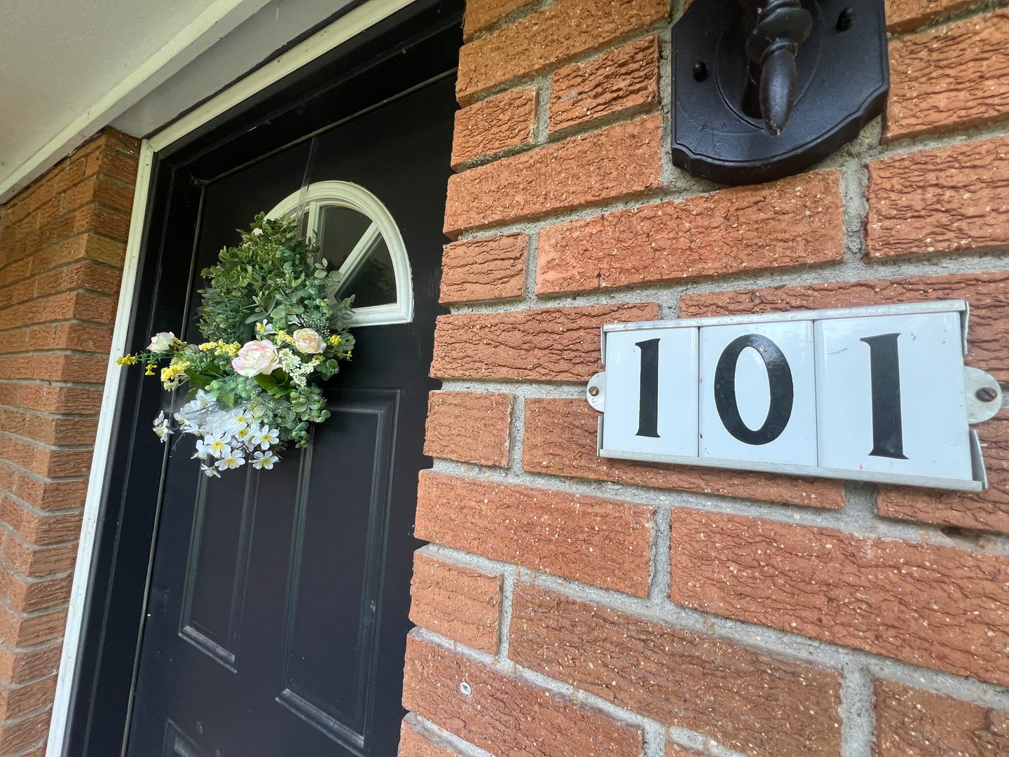 Beautiful Newly Remodeled Home in Waynesville! – photo 2