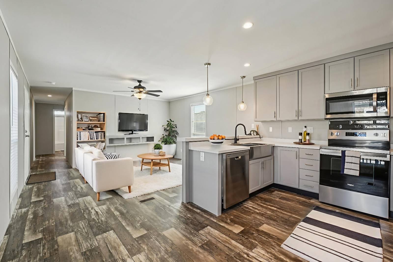1608 American Drive – photo 2