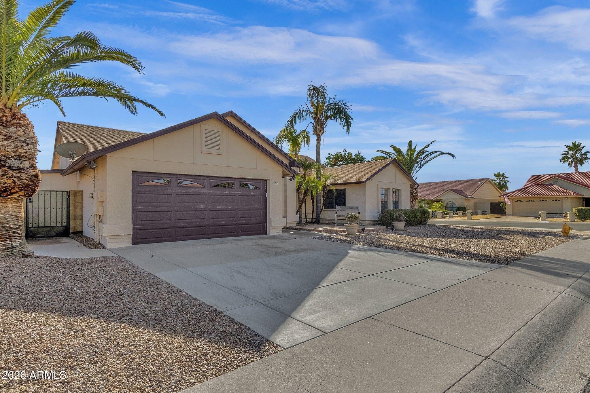 4307 E KAREN Drive – photo 2