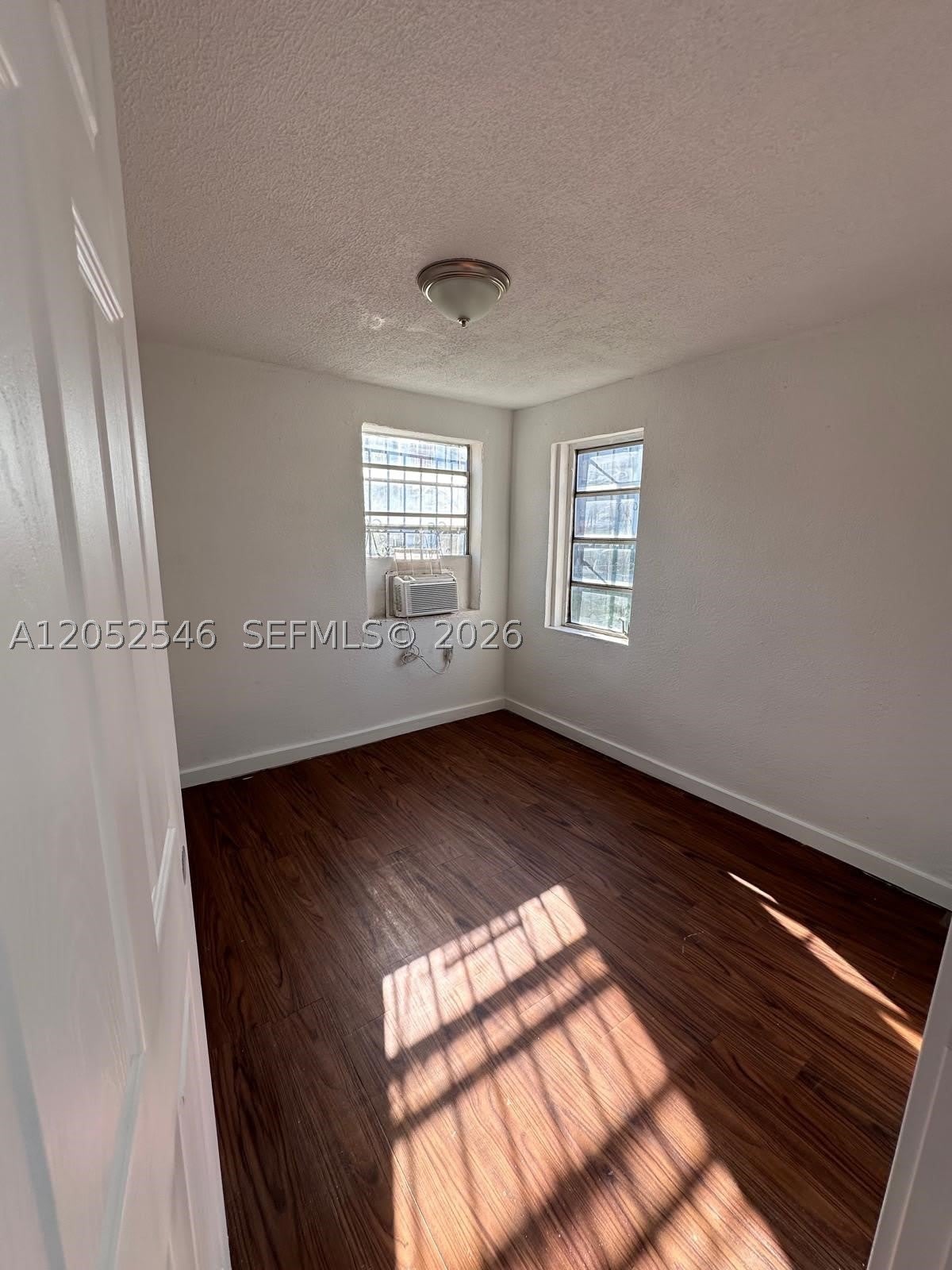 3660 NW 20th Ave – photo 5
