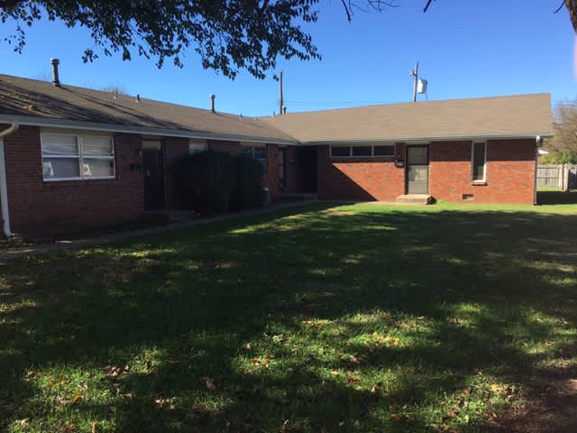 541 N. Belview Ave. Apt C – photo 1