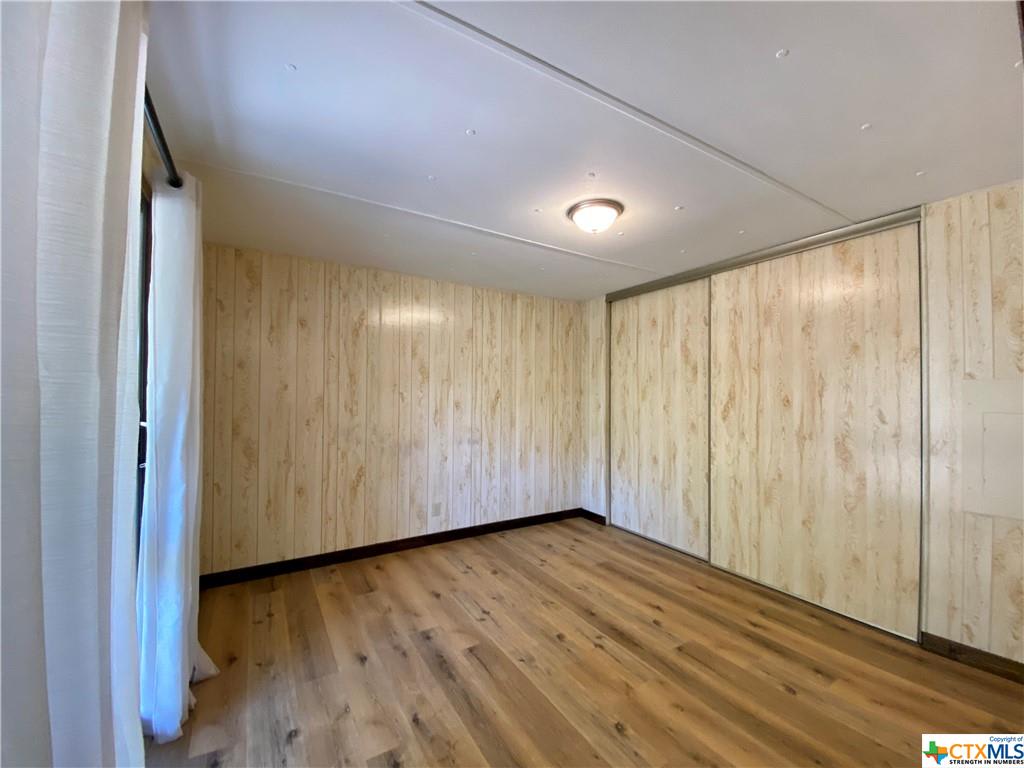 1240 Highview – photo 3